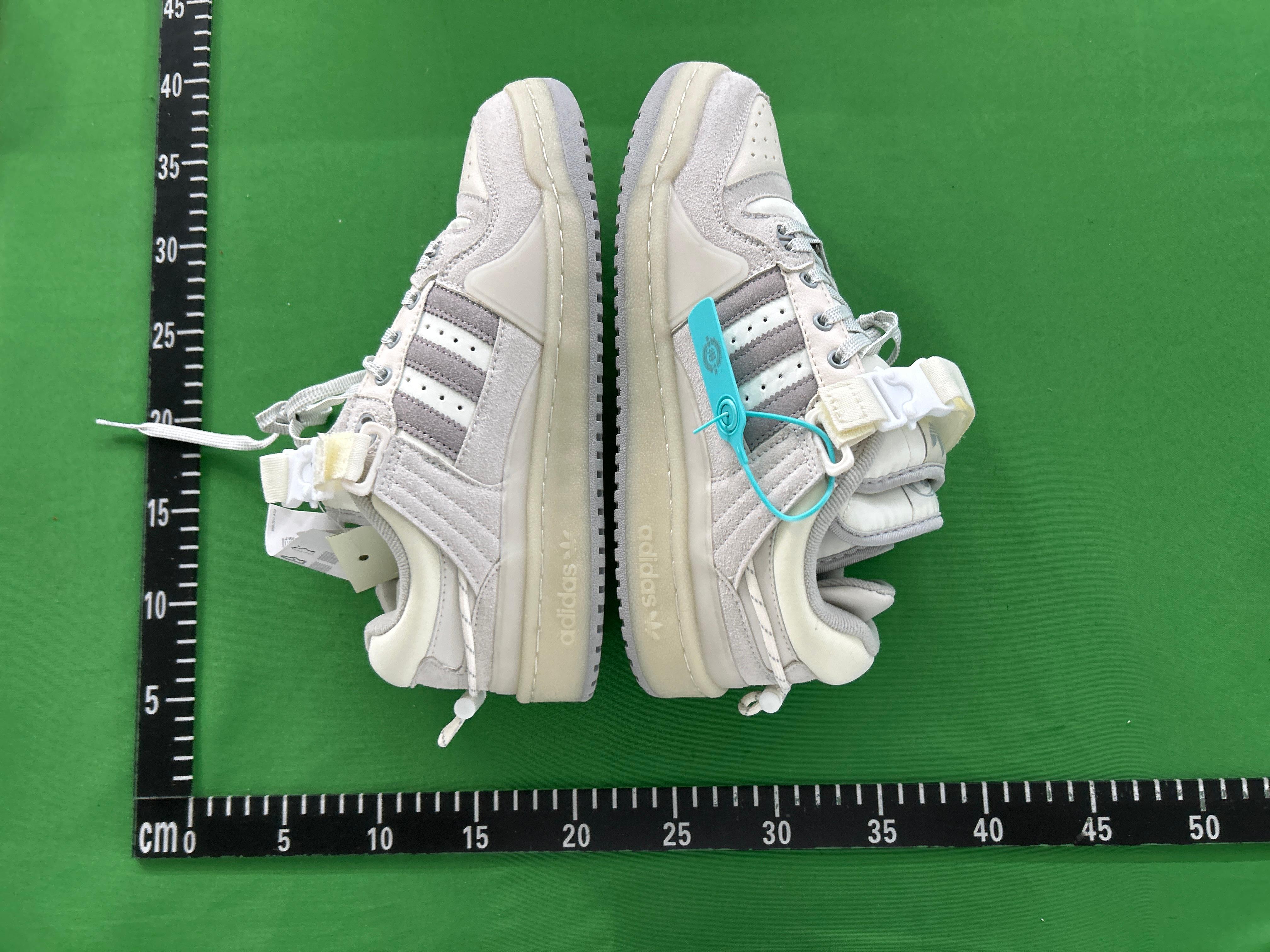 Foto QC 5 de adidas Campus Light Bad Bunny Cloud White FZ5823