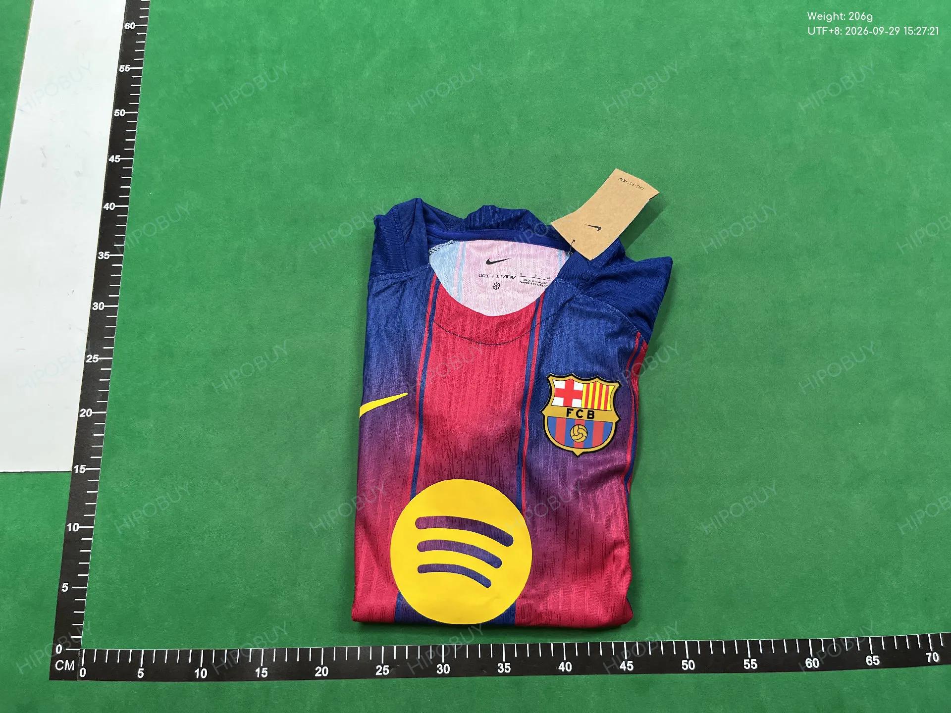 Foto QC 8 de Nike x FC Barcelona 2025/26 Away Player Jersey Gold