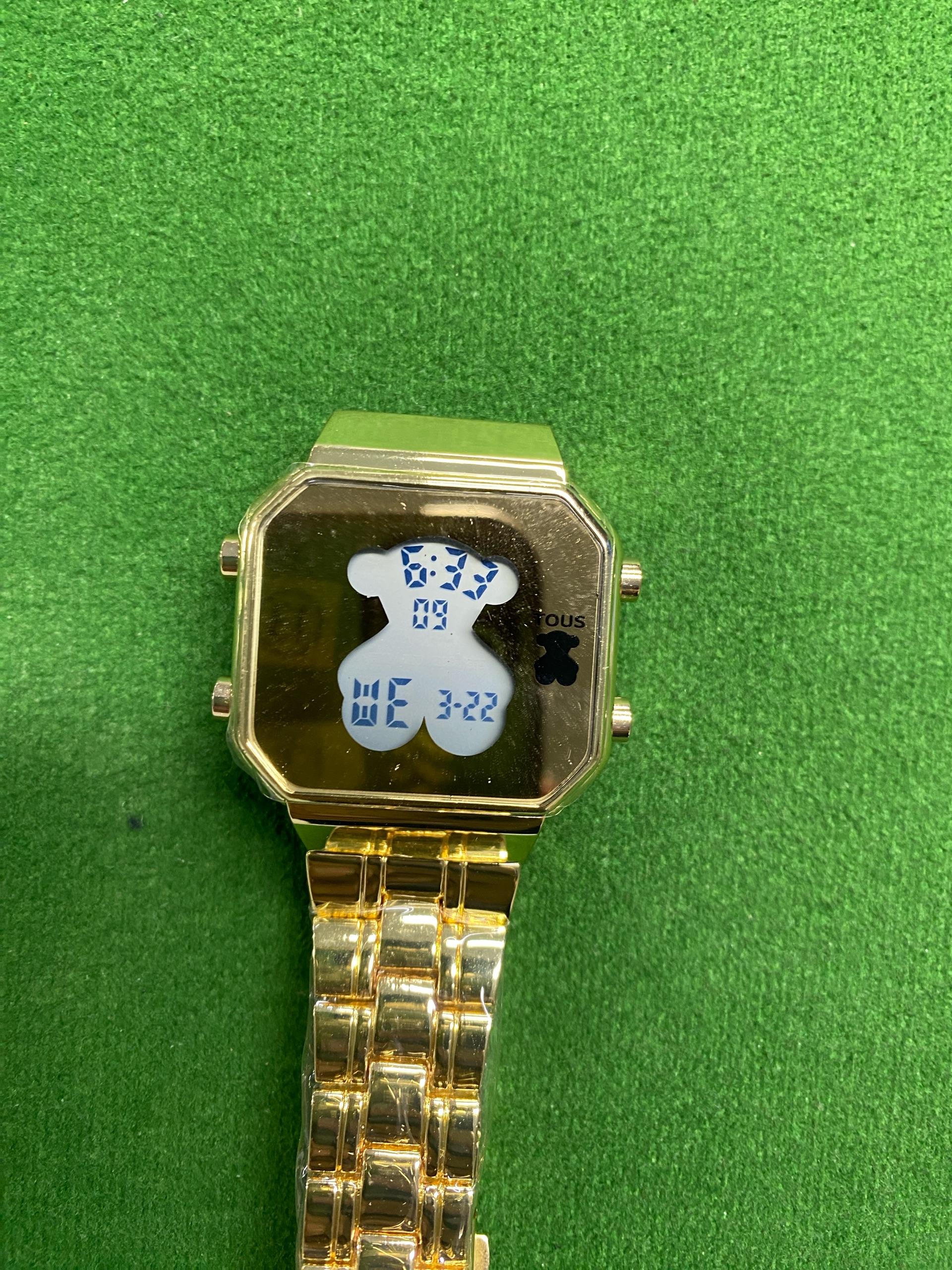 Foto QC 2 de Generic Bear Shape Square Digital Watch
