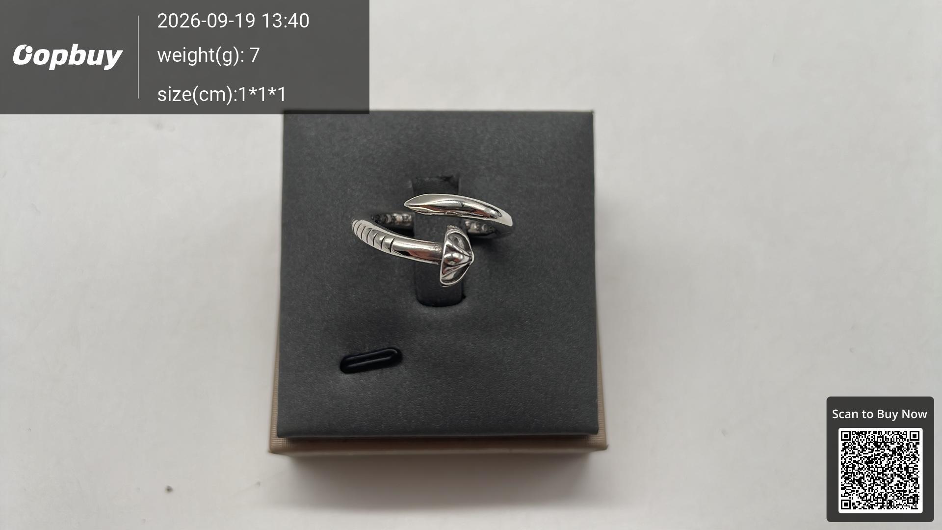 Foto QC 2 de Chrome Hearts Cross Ring Gold Diamond Gold