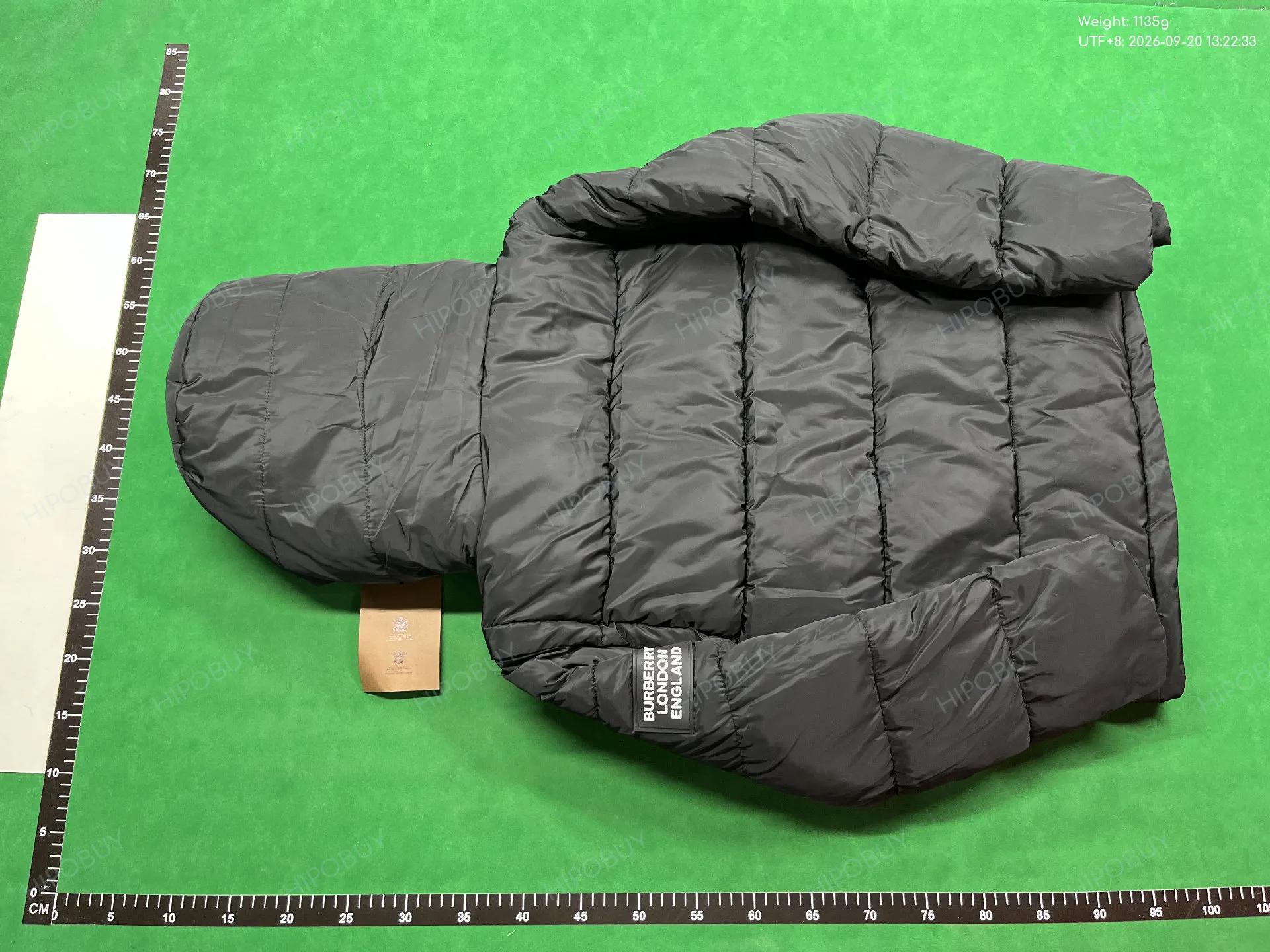 Foto QC 6 de Prada Linea Rossa Hooded Puffer Jacket Light Nylon Black