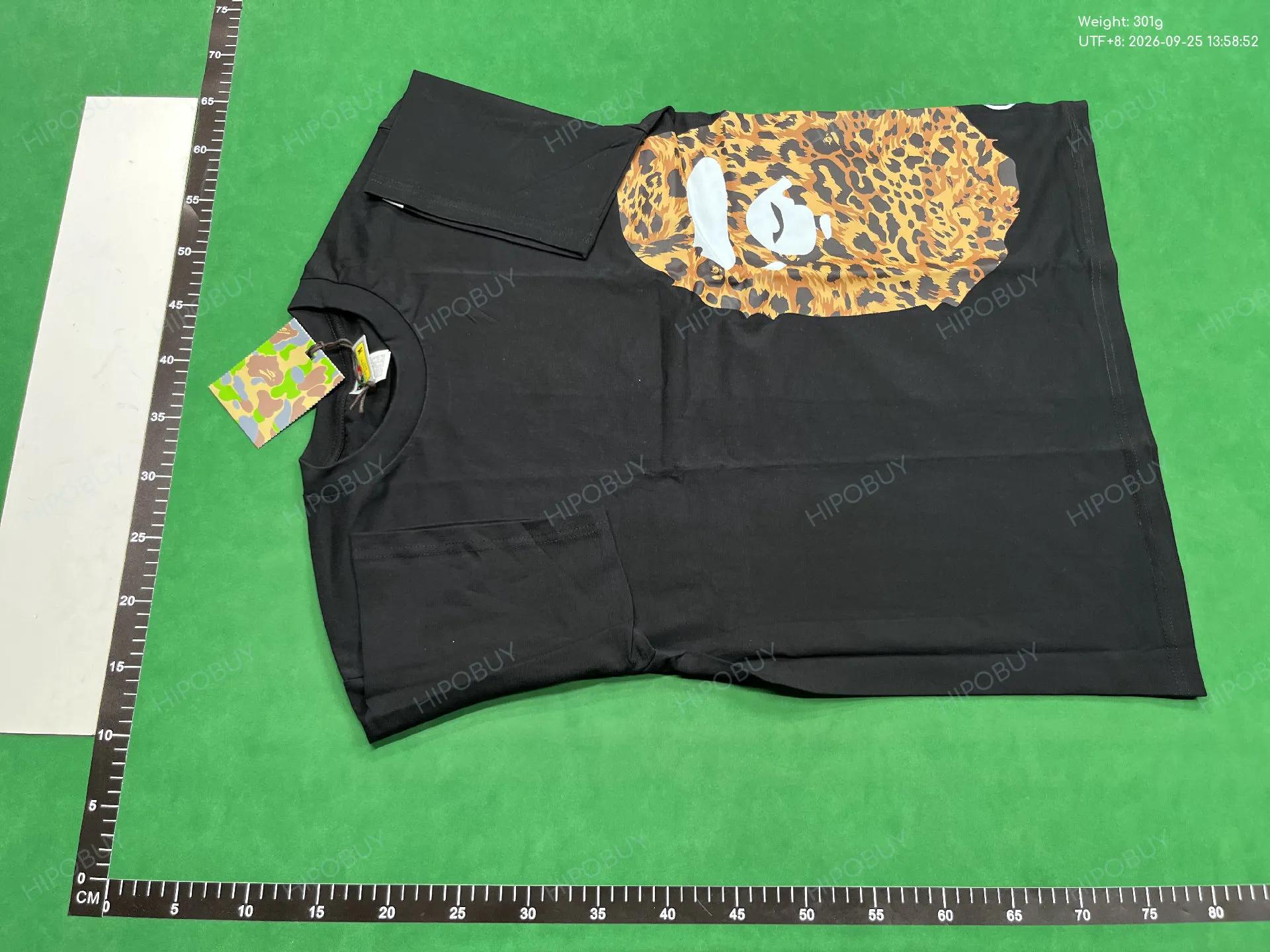Foto QC 7 de BAPE Wild Leopard Pattern T-shirt Side Big Ape Head Black