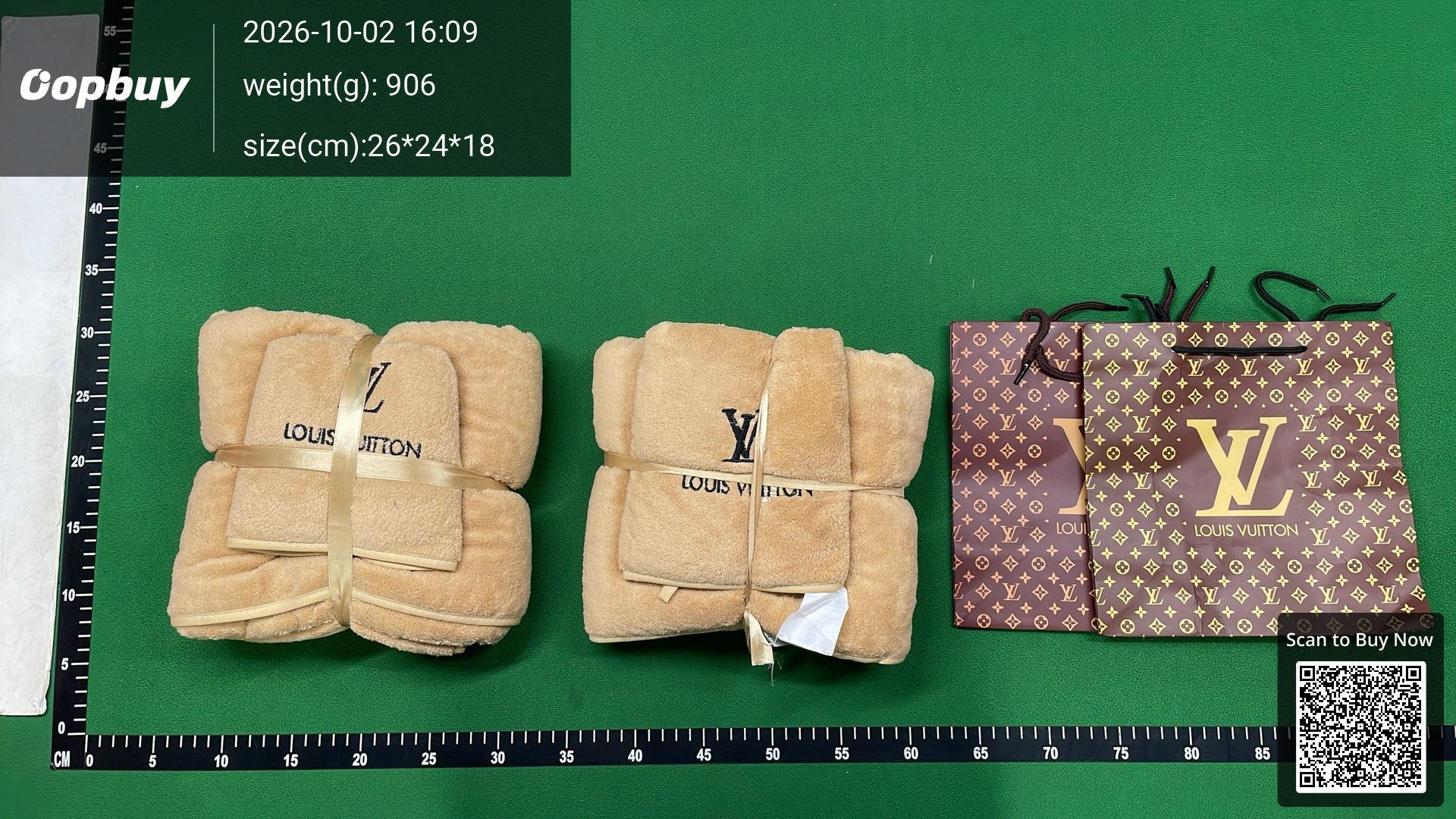Foto QC 7 de Louis Vuitton Embroidered Towel Set (Set of 2) Orange