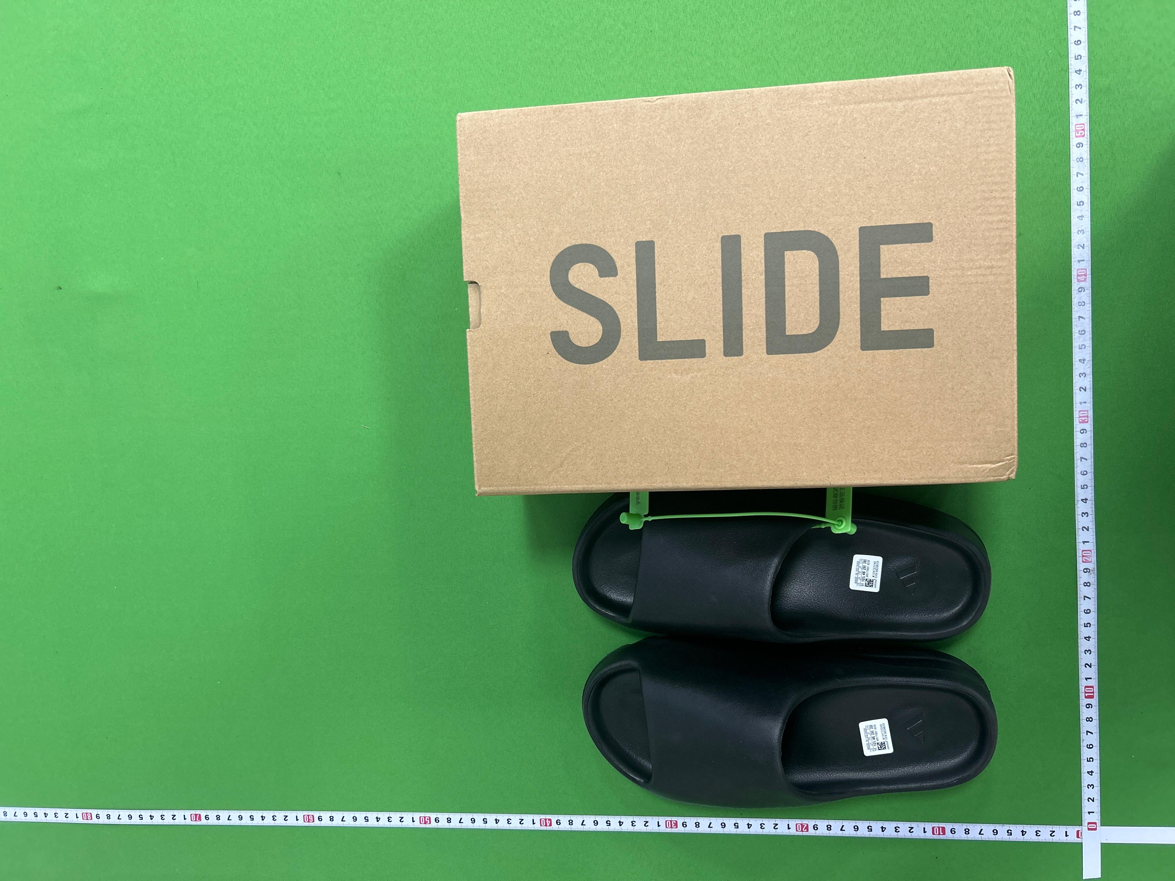 Foto QC 3 de adidas Yeezy Slide EVA Earth