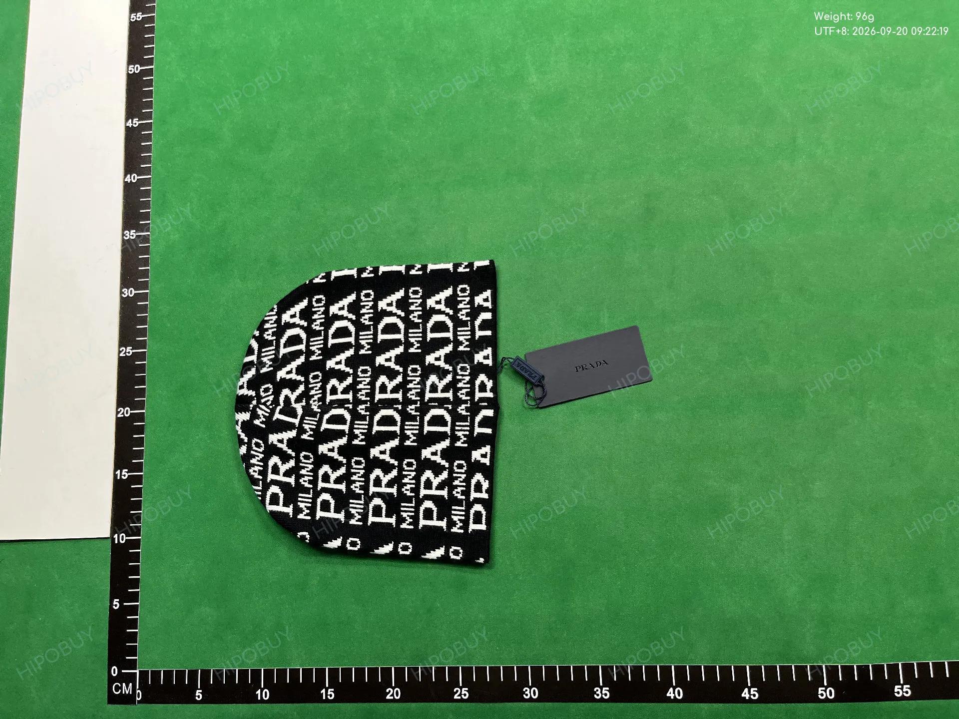 Foto QC 2 de Prada Milano Logo Beanie Navy/Light Blue