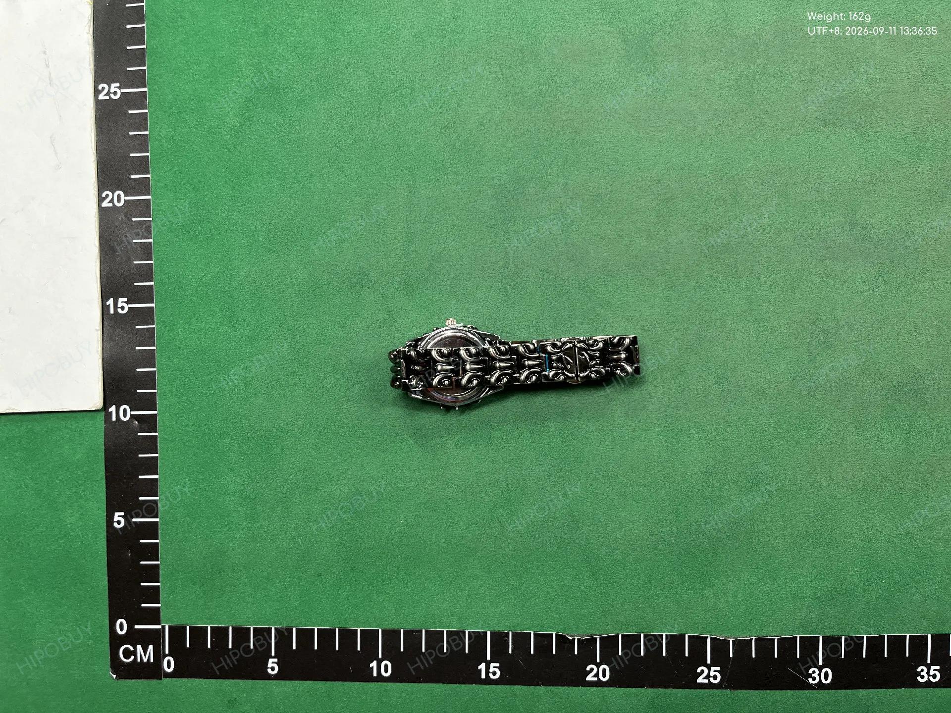 Foto QC 2 de Alabaster Industries Claw Watch YMRYP02