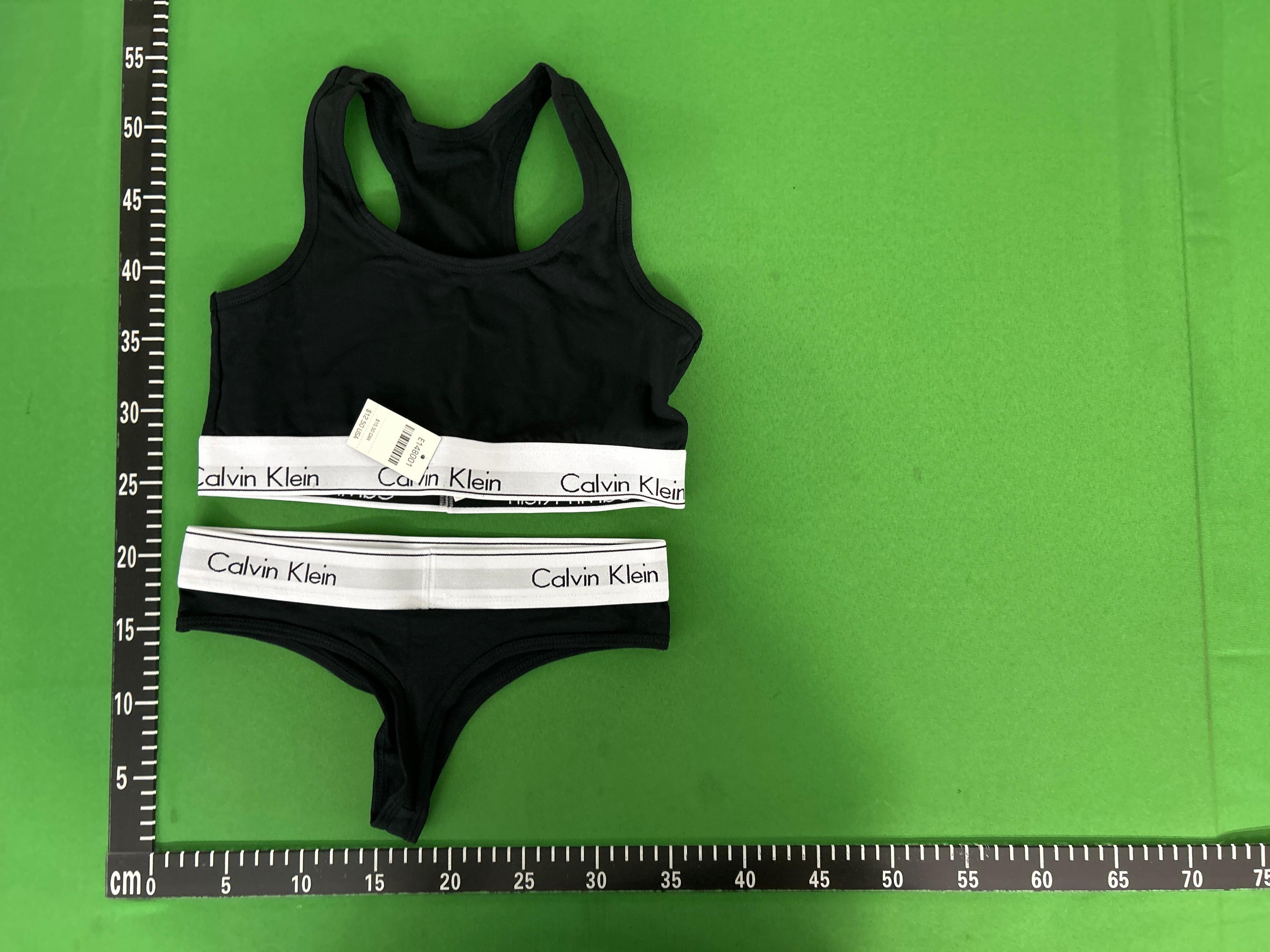 Foto QC 2 de Calvin Klein Underwear Microfiber Sports Bra Set Black White Grey