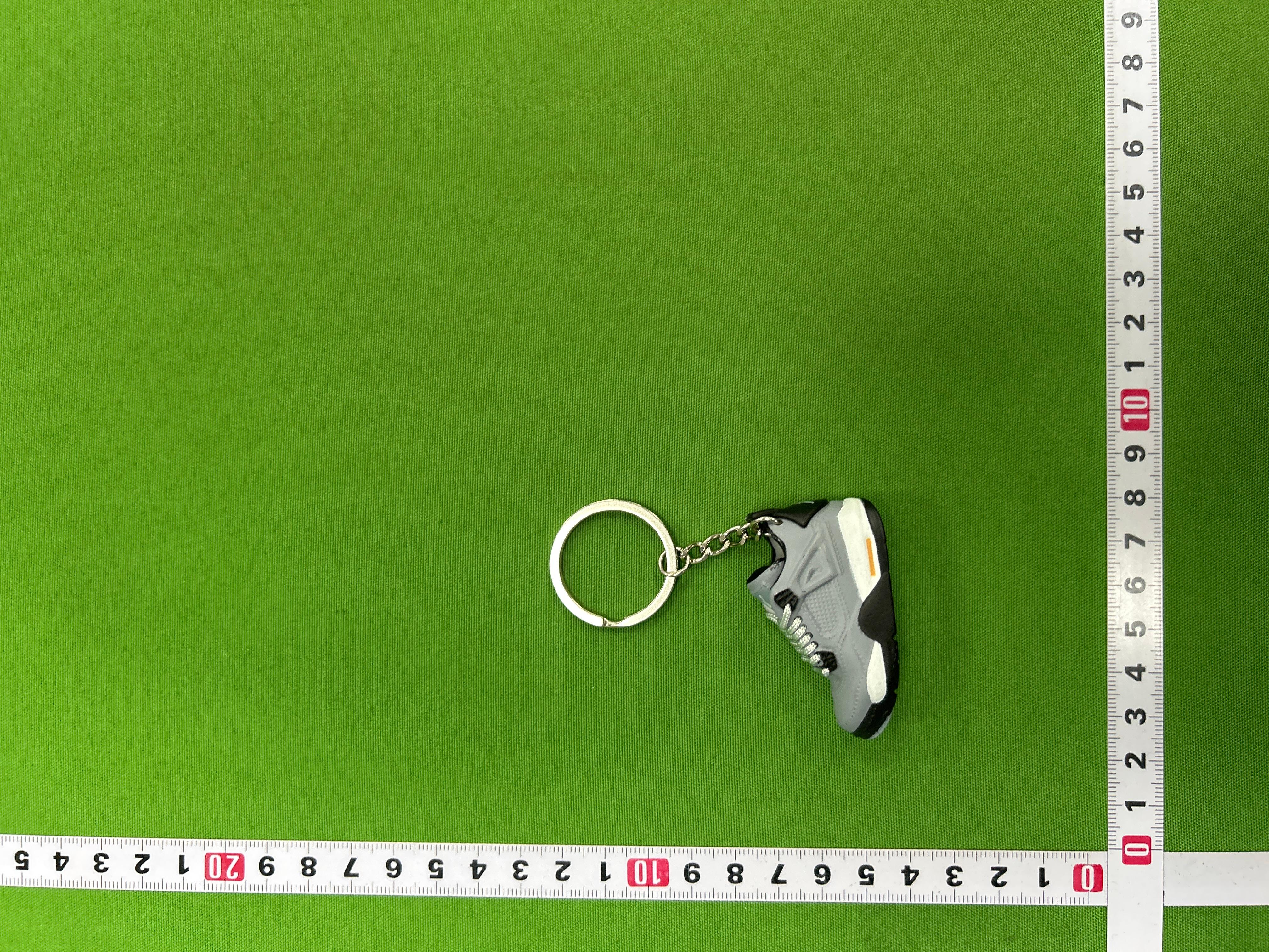 Foto QC 1 de Nike Air Jordan 4 Keychain