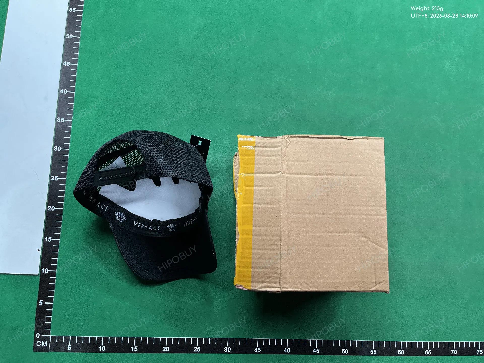 Foto QC 3 de Versace Medusa Allover Embossed Cap White/Green