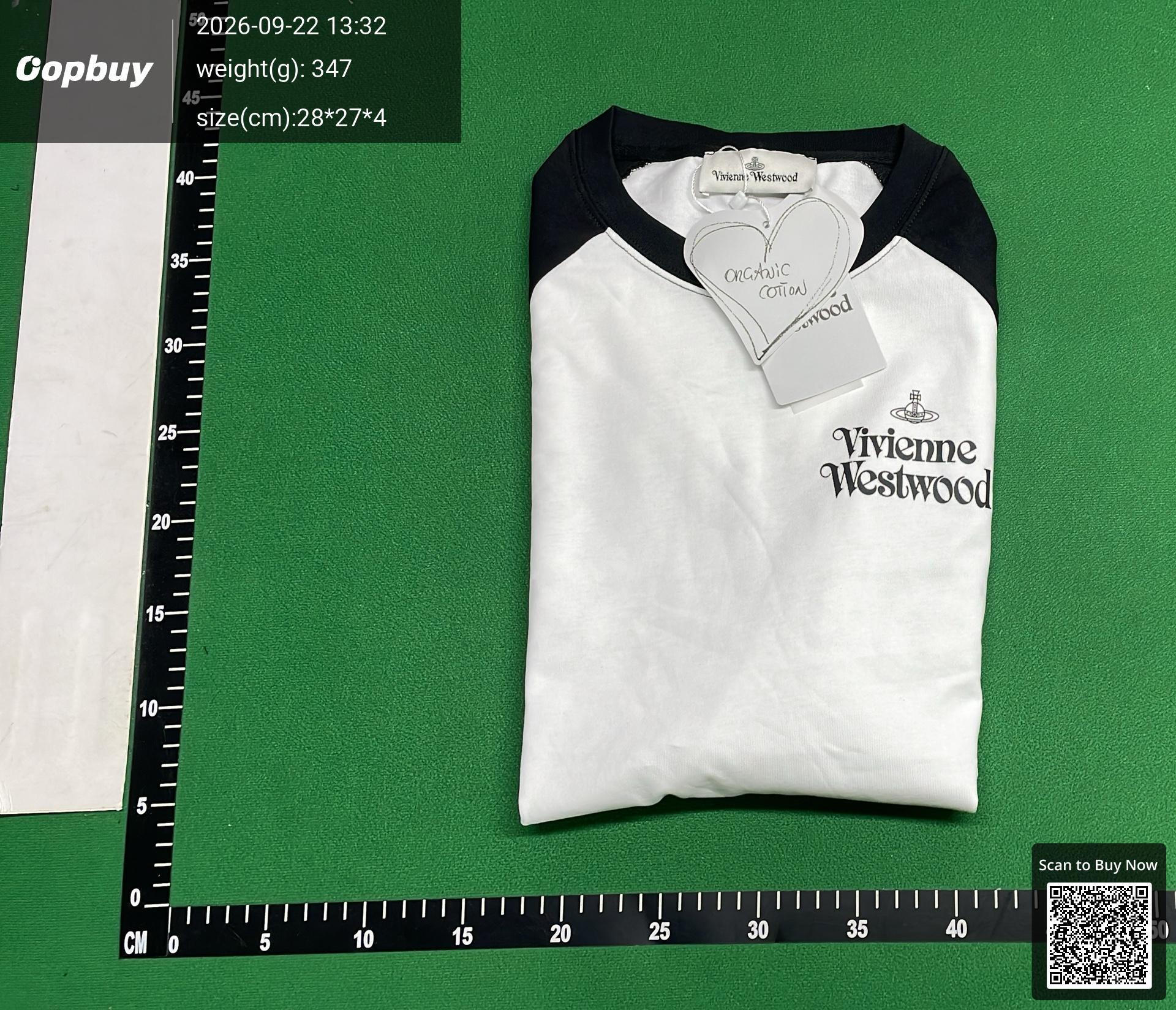 Foto QC 8 de Vivienne Westwood Orb Logo Spray Paint Crewneck Sweater White