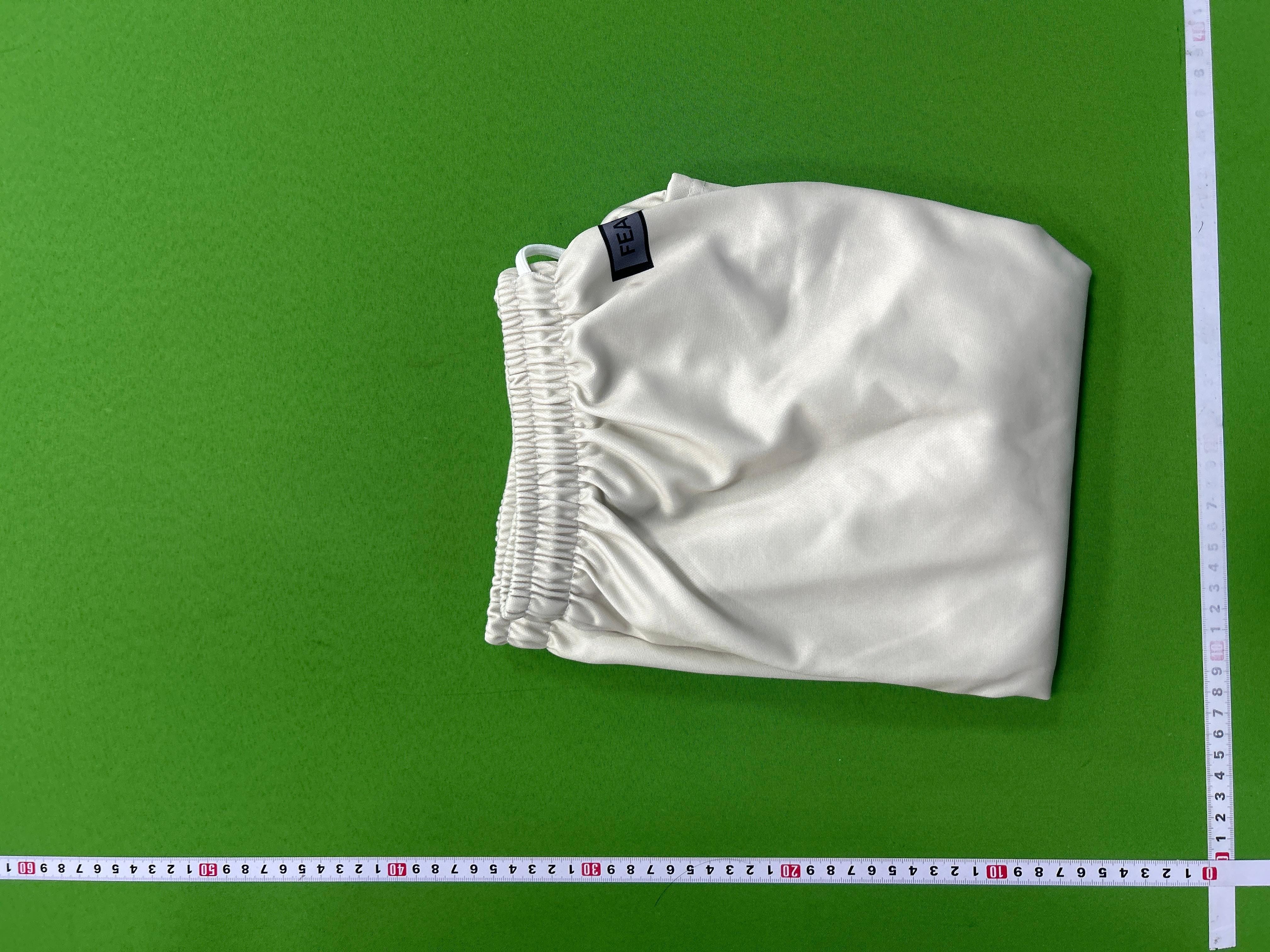 Foto QC 3 de Fear of God Essentials 1977 Sweat Shorts Loose Grey