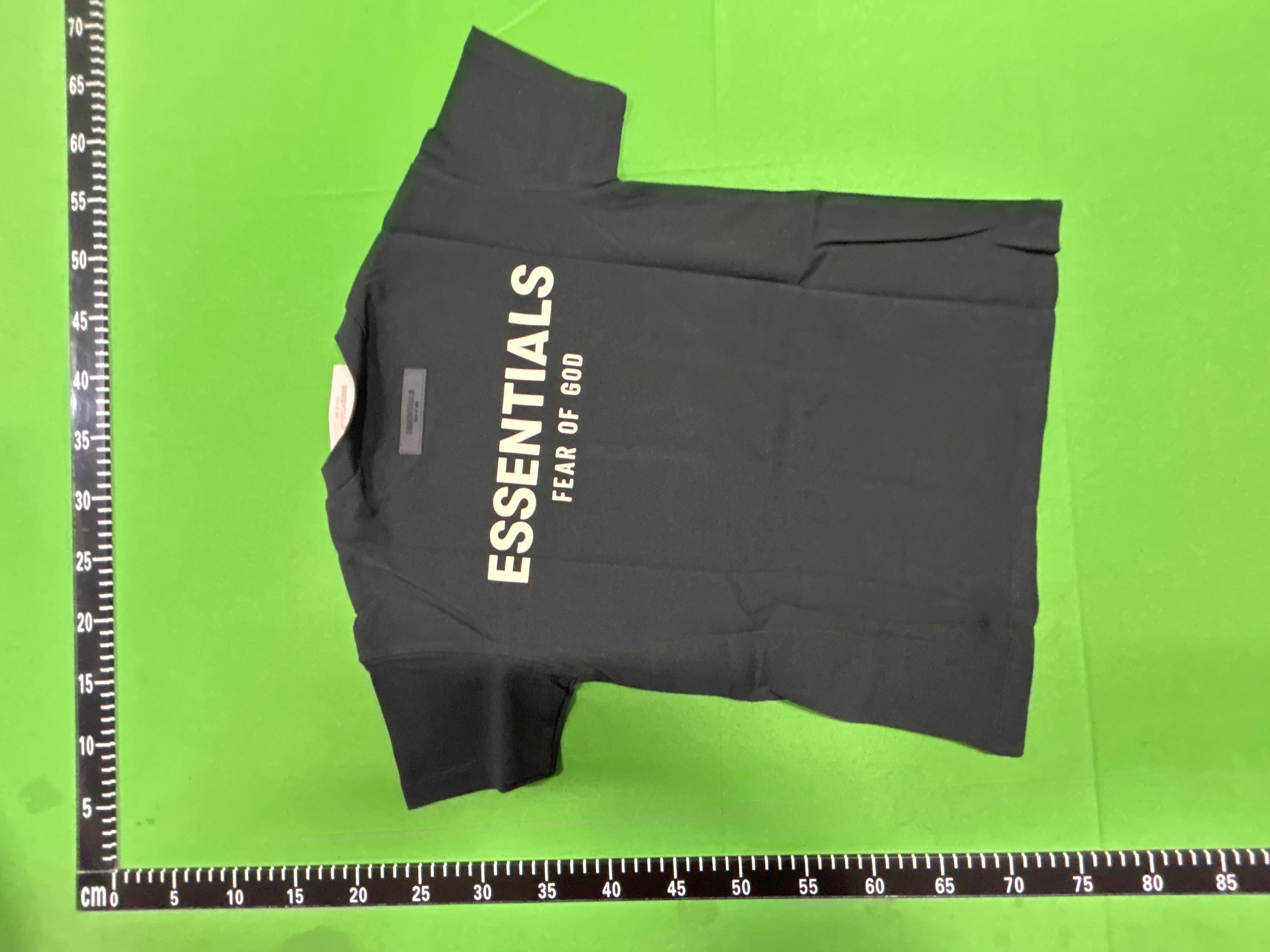 Foto QC 8 de Fear of God Essentials Kids T-shirt Logo Black