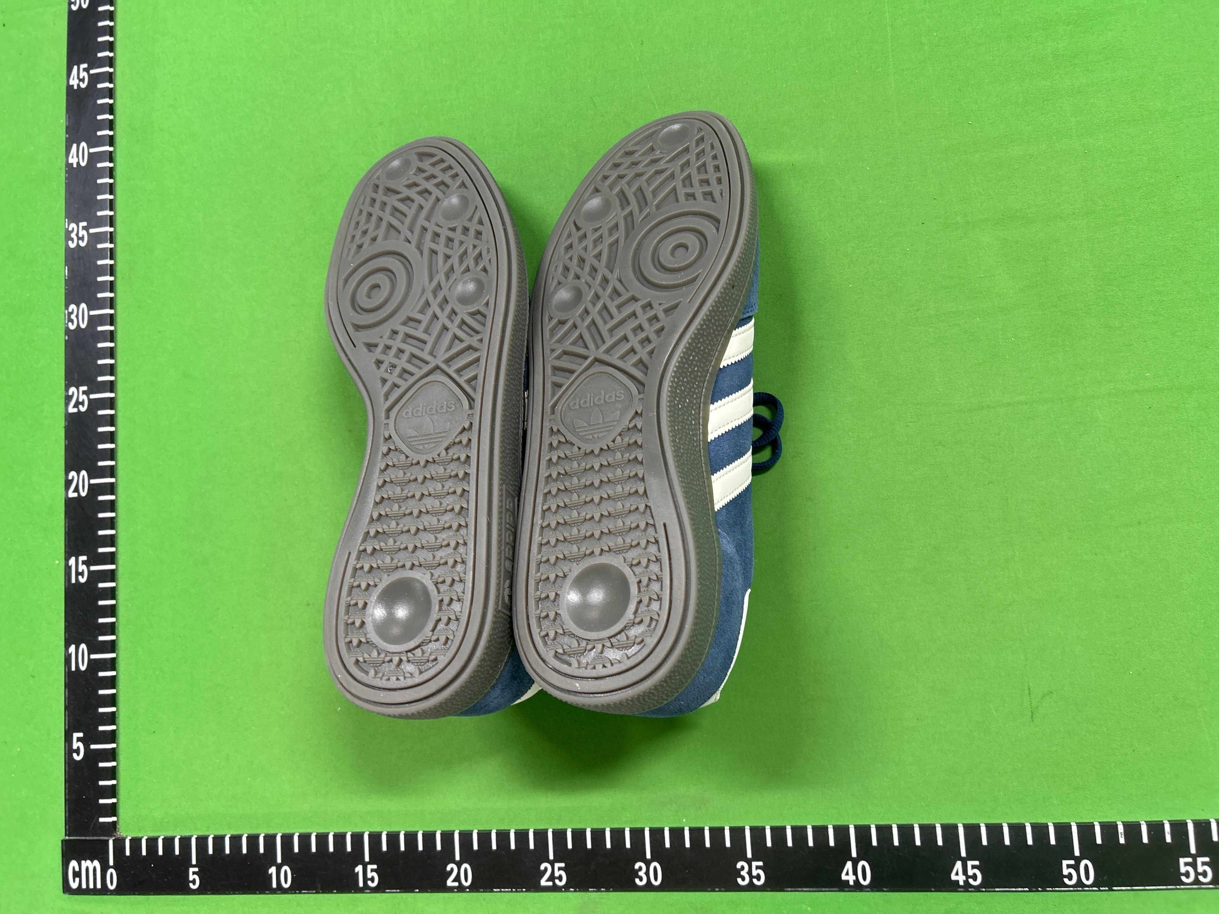 Foto QC 7 de adidas Gazelle Indoor Bad Bunny Core White IF9735