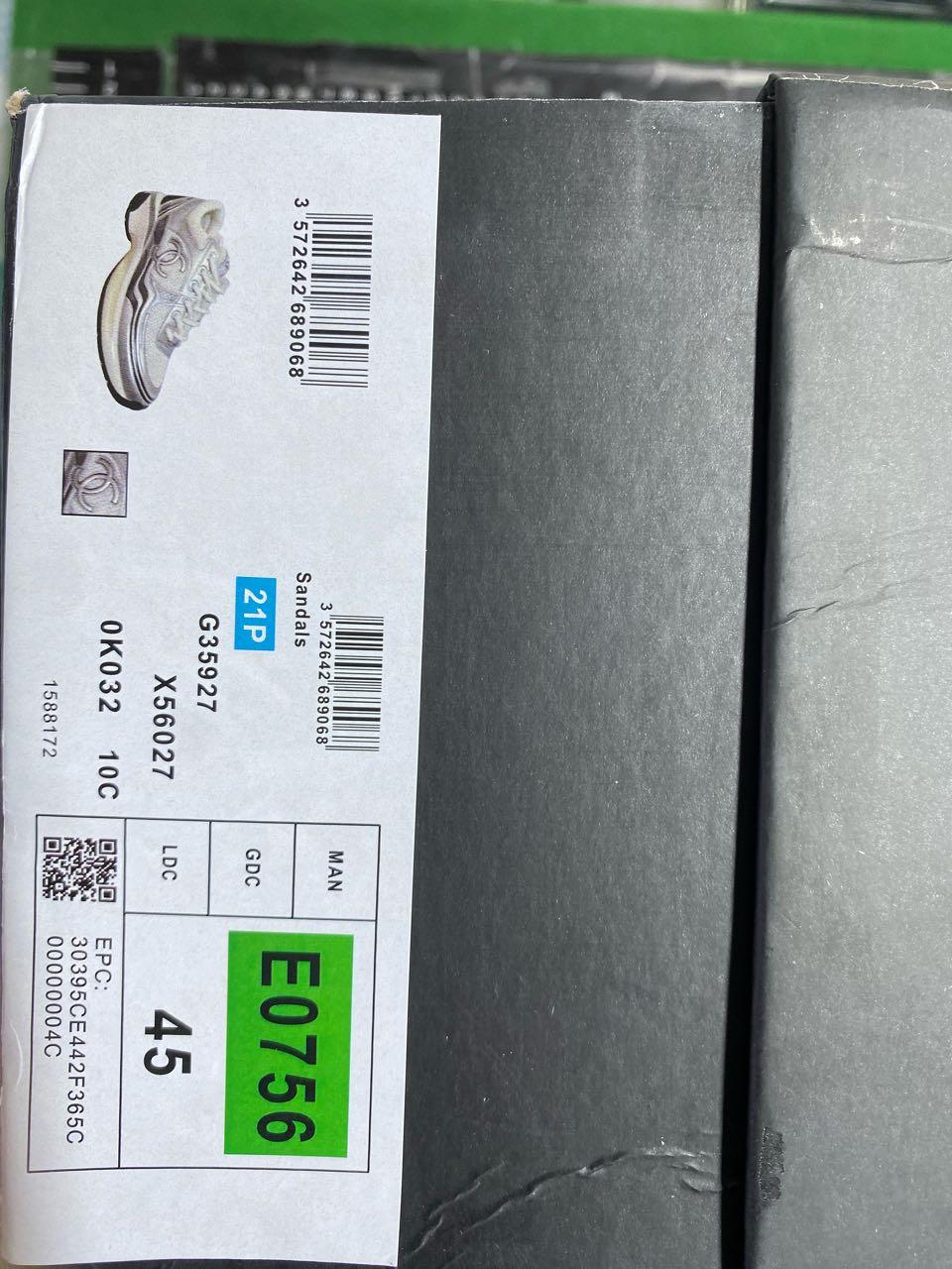 Foto QC 4 de Chanel Runner Low Silver White