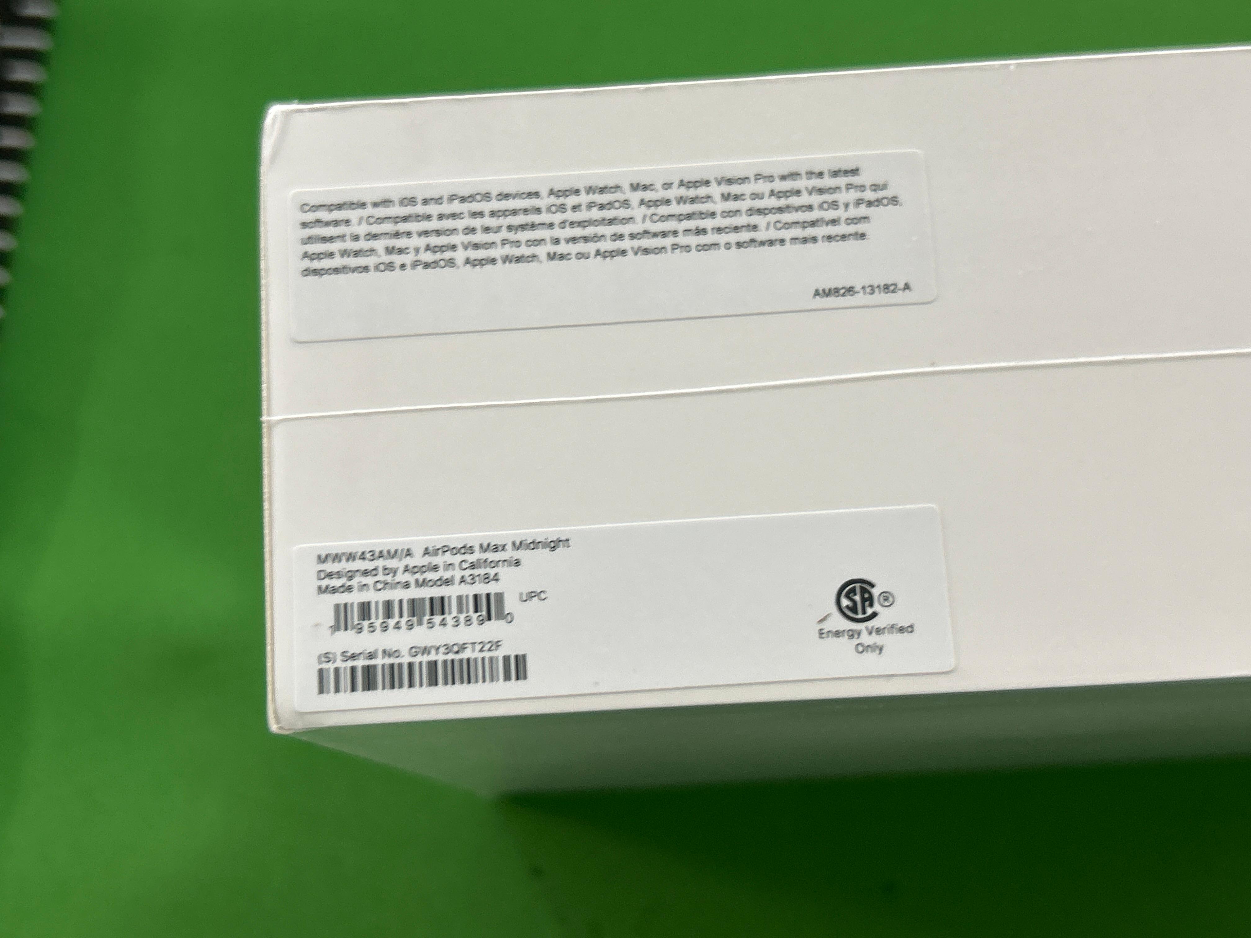 Foto QC 6 de Apple AirPods Max (USB-C) Midnight