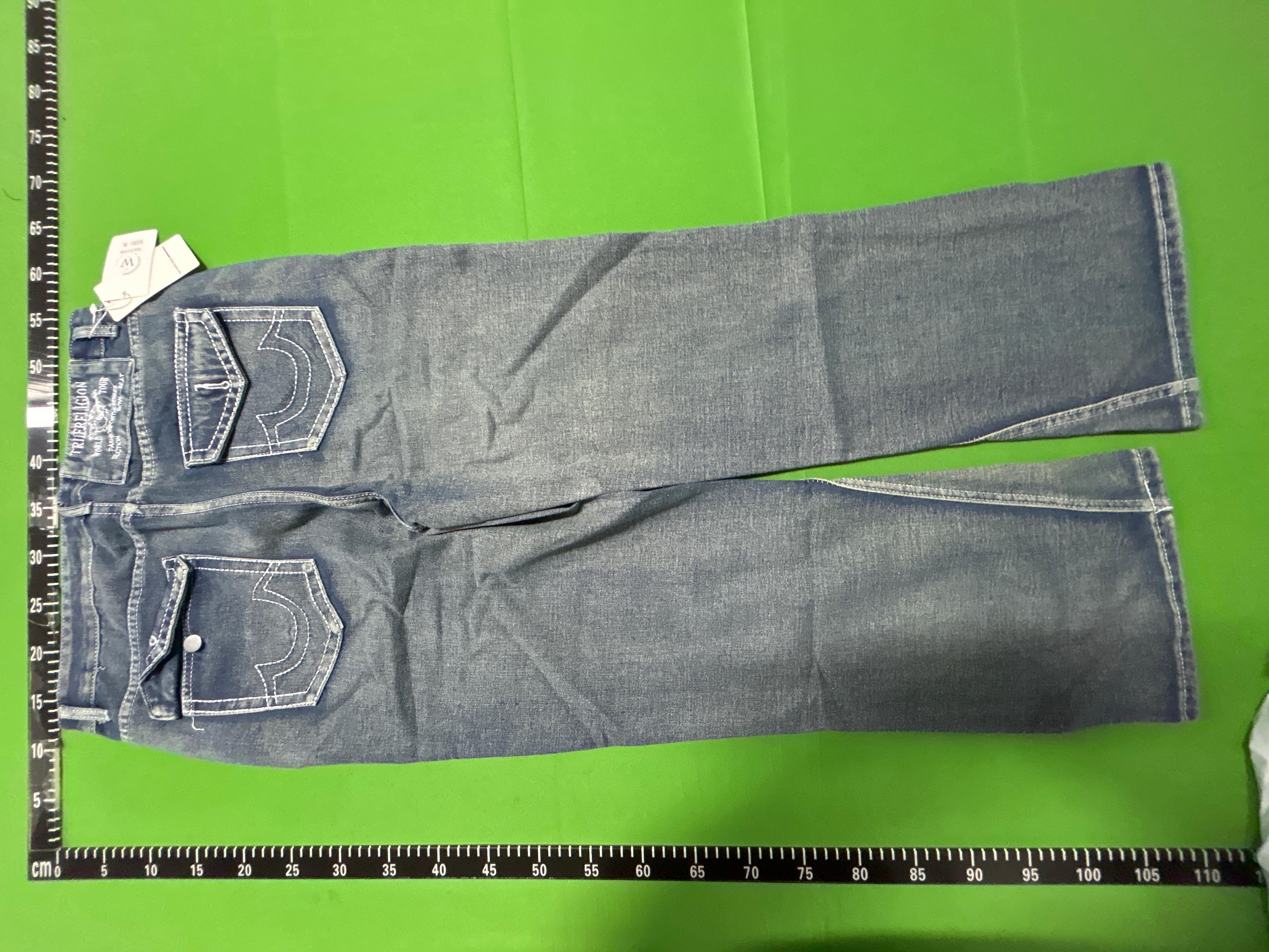 Foto QC 8 de True Religion Joey Jeans Flare Dark Wash