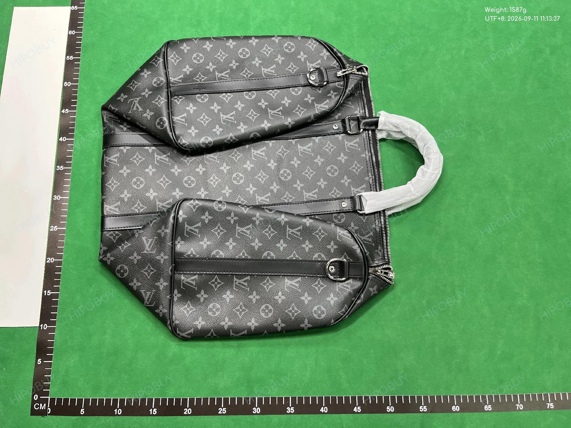 Foto QC 7 de Louis Vuitton x NBA Keepall Bandouliere 55 White Monogram Canvas