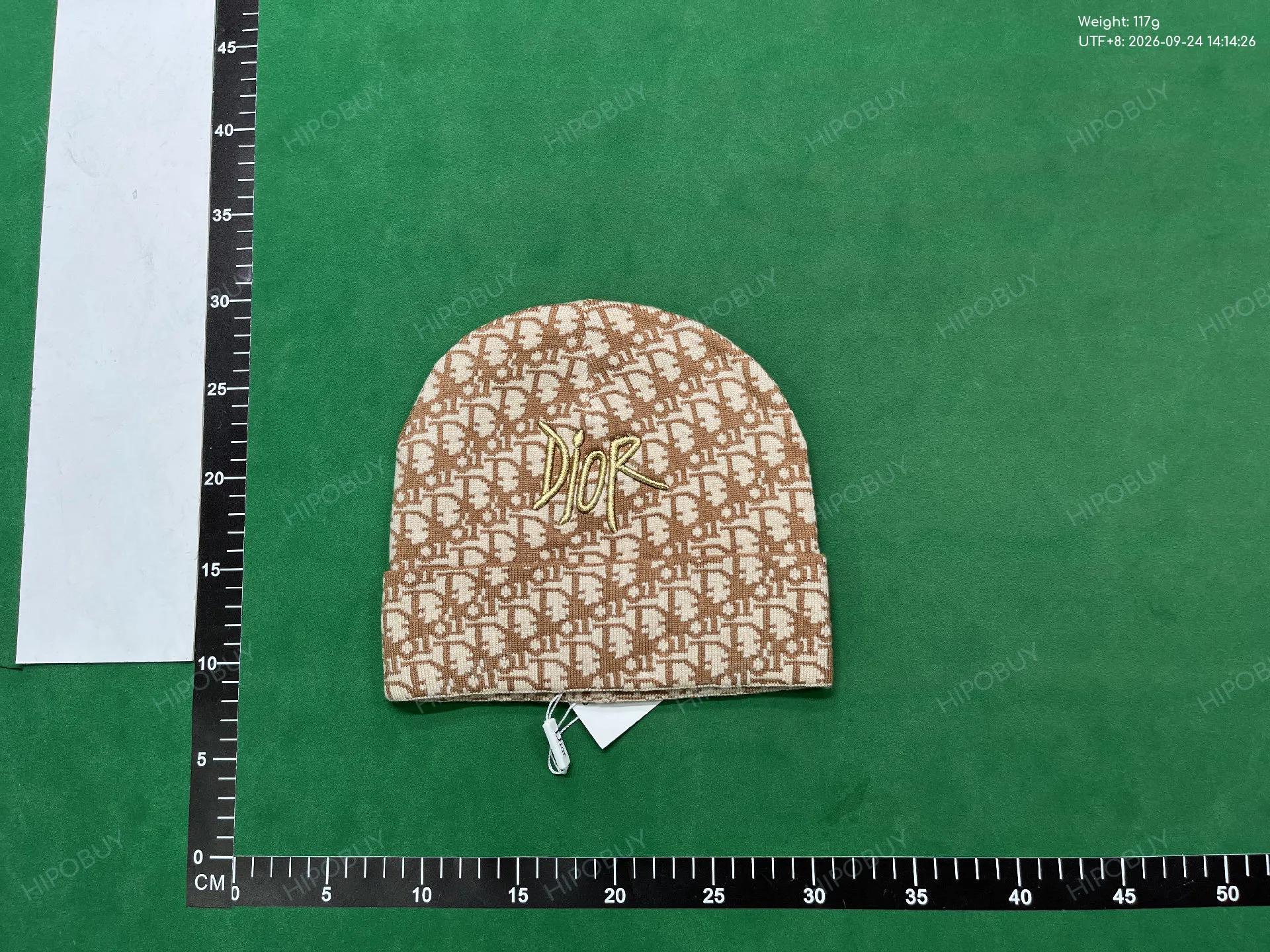 Foto QC 1 de Dior Oblique Beanie Navy Blue Gold