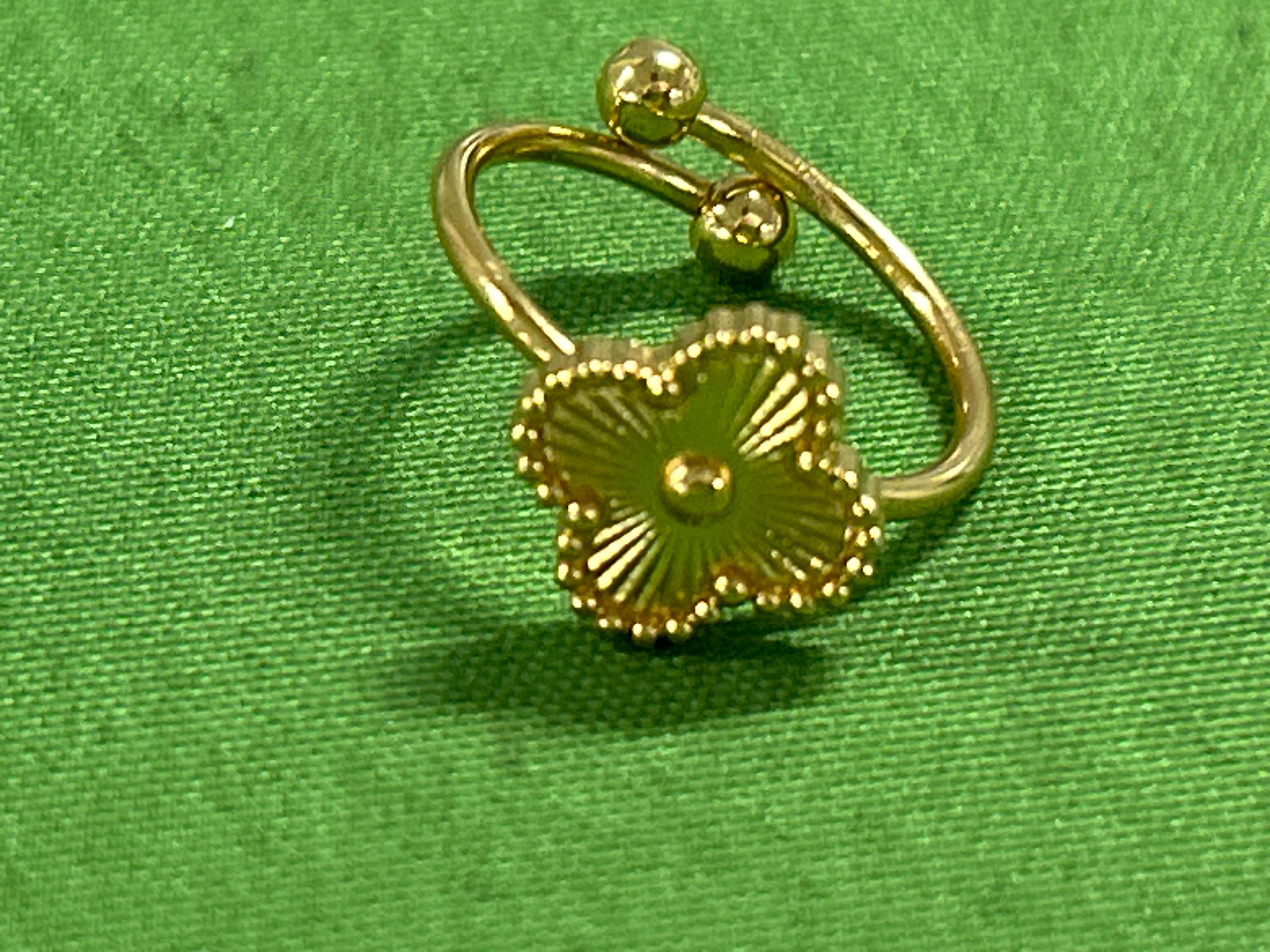 Foto QC 7 de Other Clover Ring Titanium Steel Green