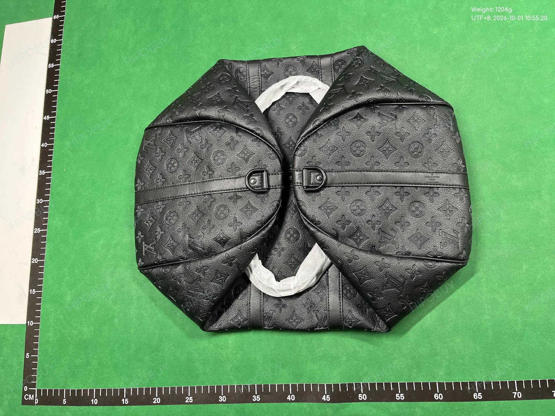 Foto QC 1 de Louis Vuitton x NBA Keepall Bandouliere 55 White Monogram Canvas