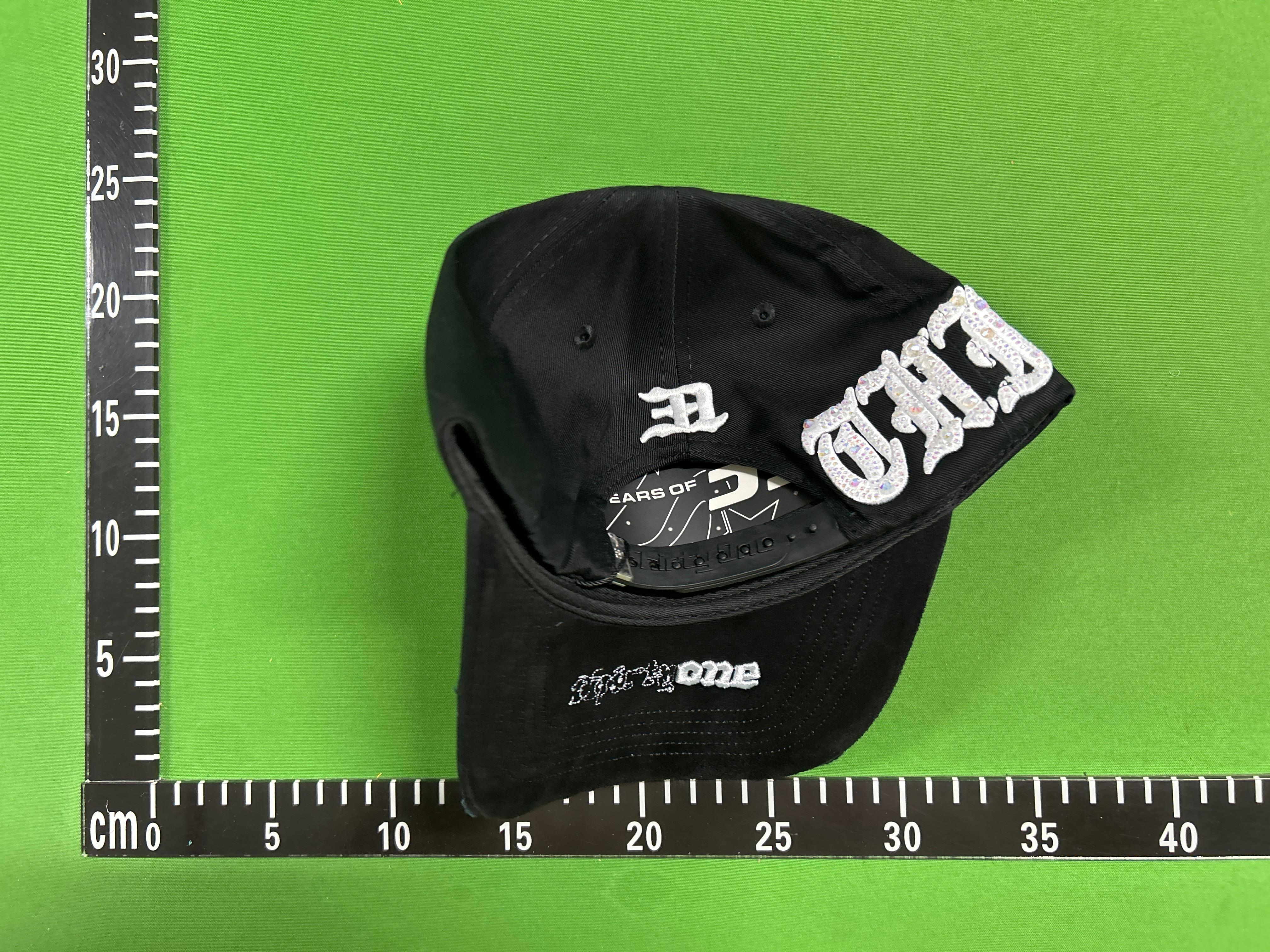 Foto QC 2 de DANDY Hats Sad Forever Cap Black/Grey