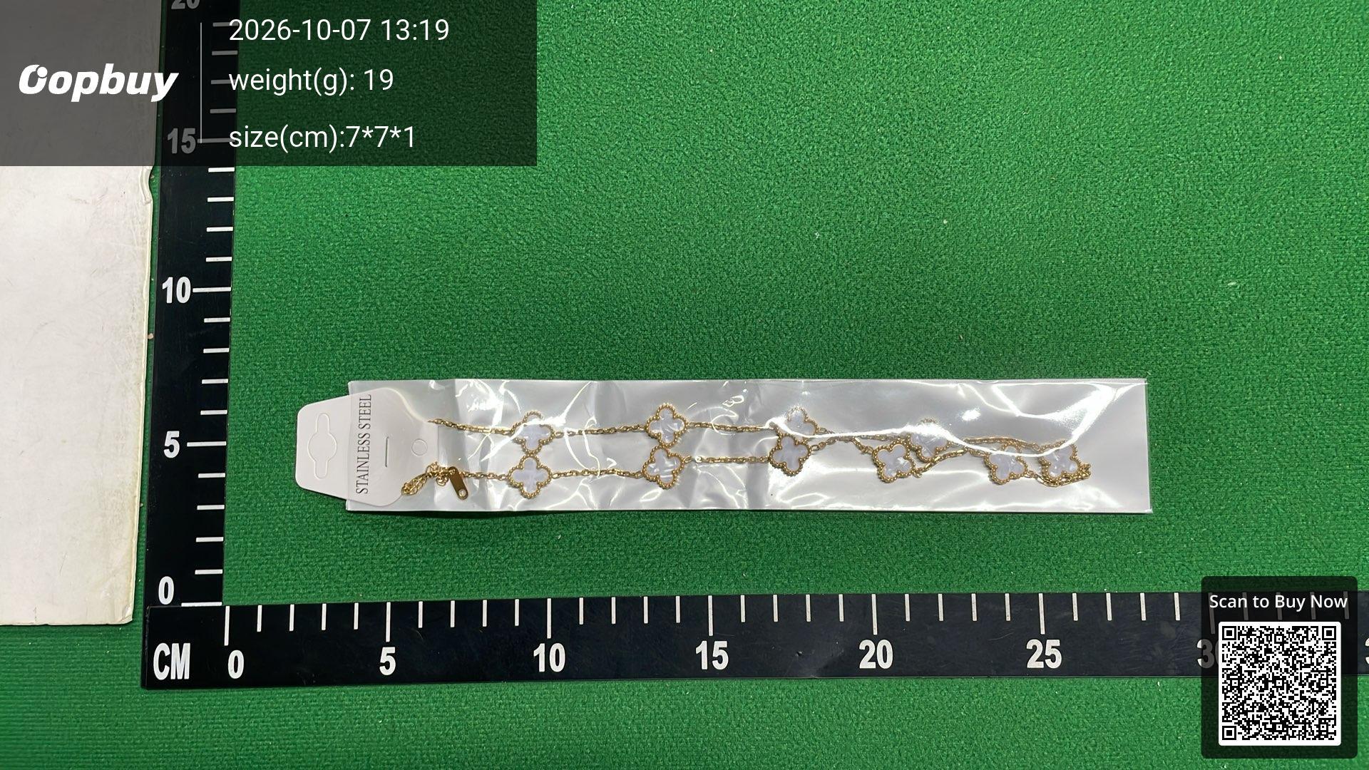Foto QC 7 de Unbranded Clover Necklace Metal Mother of Pearl White