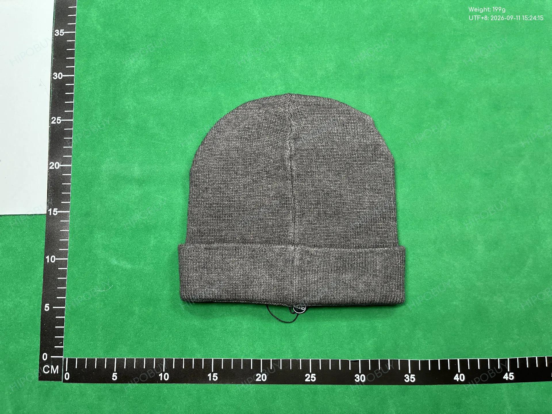 Foto QC 8 de Gucci Interlocking G Beanie Brown