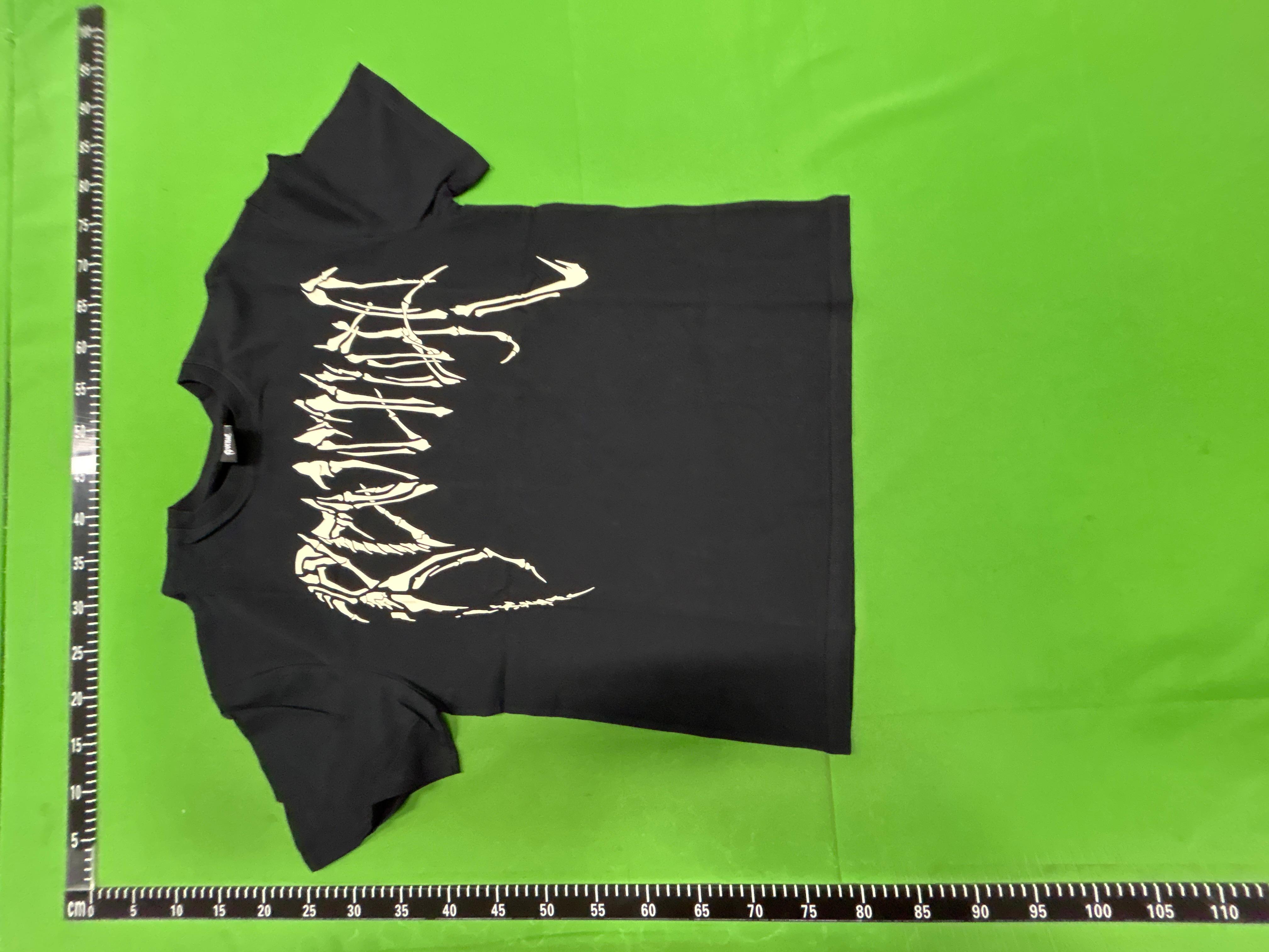 Foto QC 6 de Revenge XXXTentacion T-shirt Red Sketch Arch Logo Black