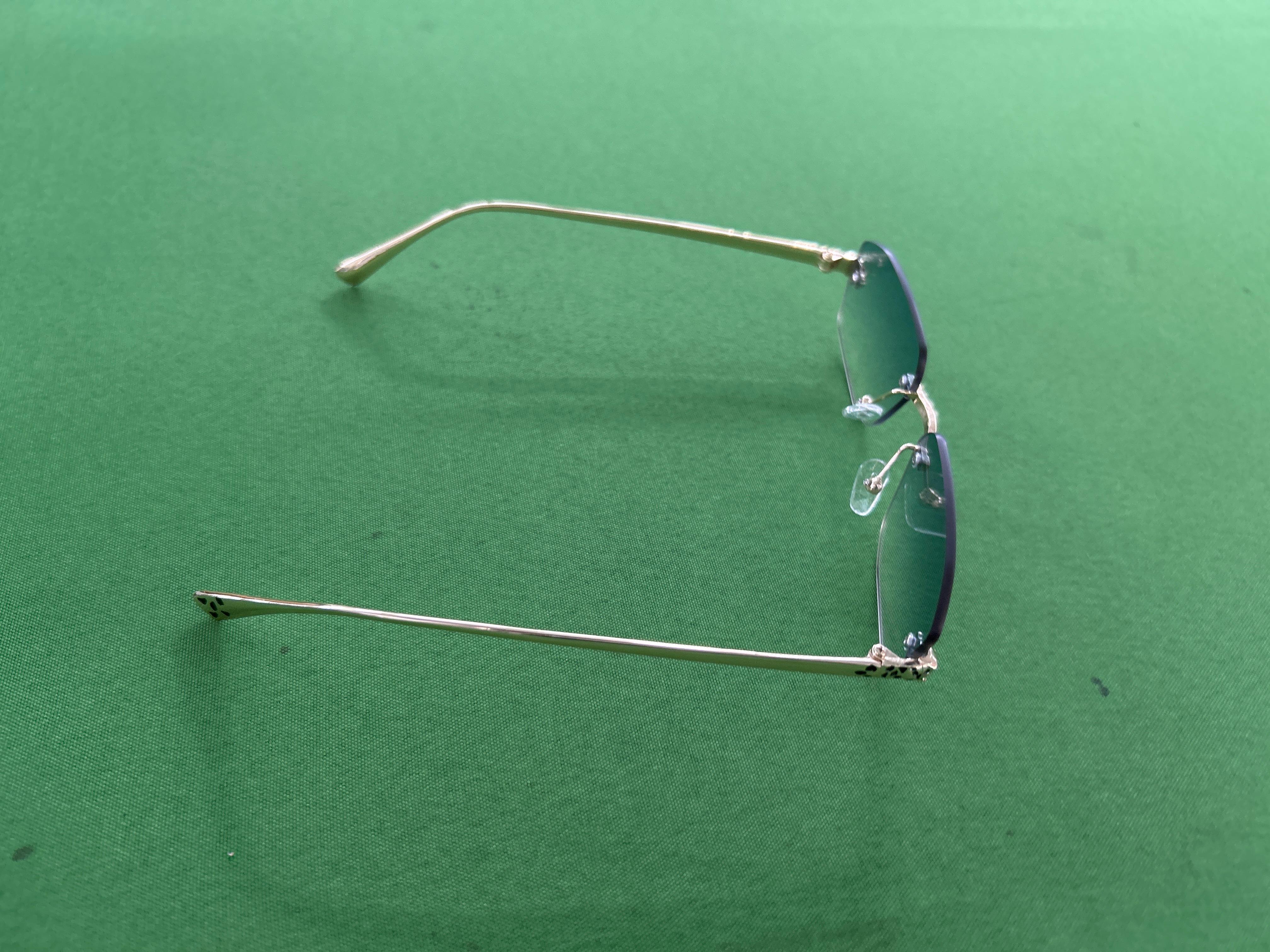 Foto QC 7 de Unbranded Rimless Polygonal Metal Sunglasses Gold Clear