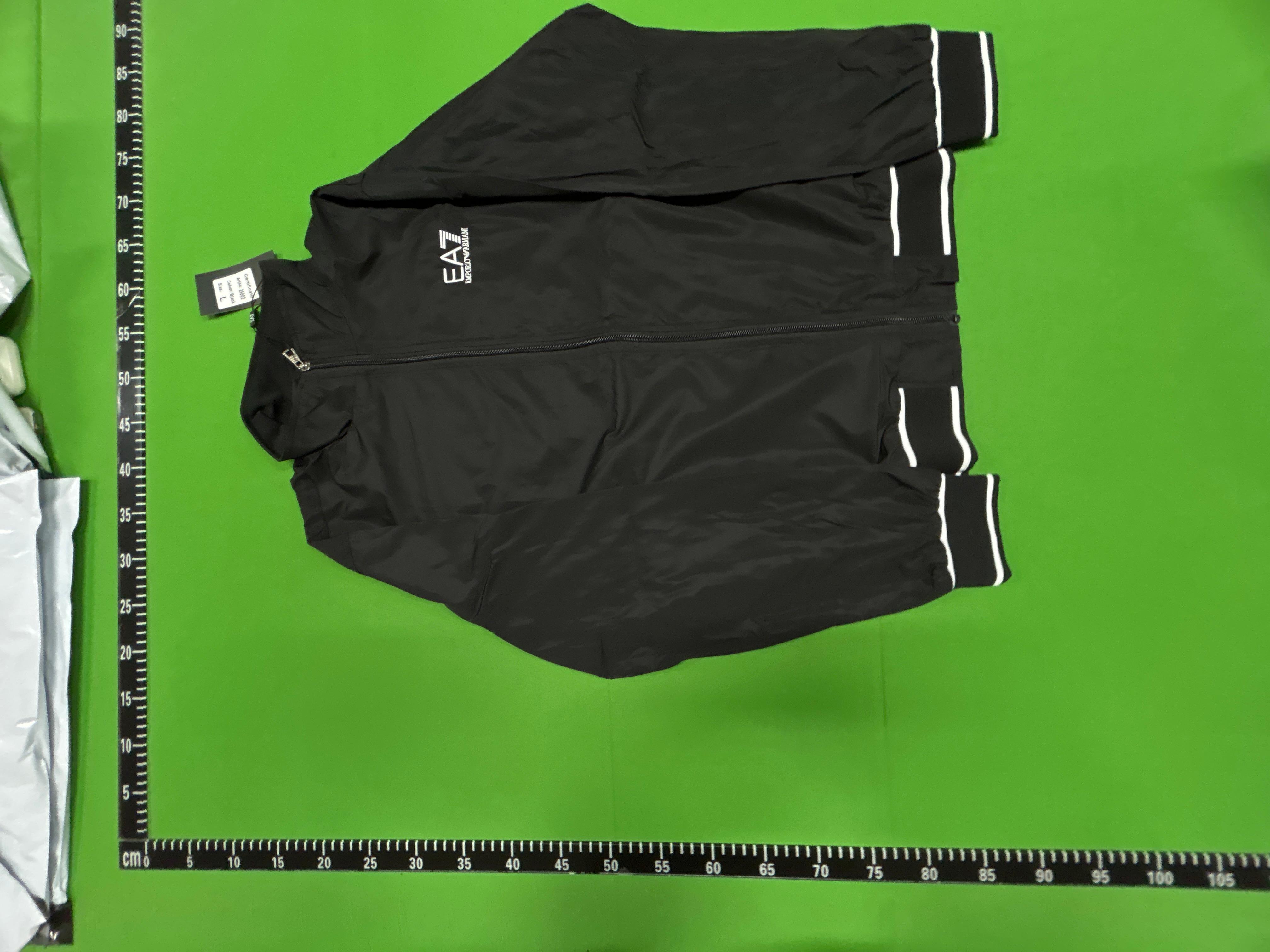 Foto QC 7 de EA7 Emporio Armani Core Identity Bomber Jacket Stripe Trim Black