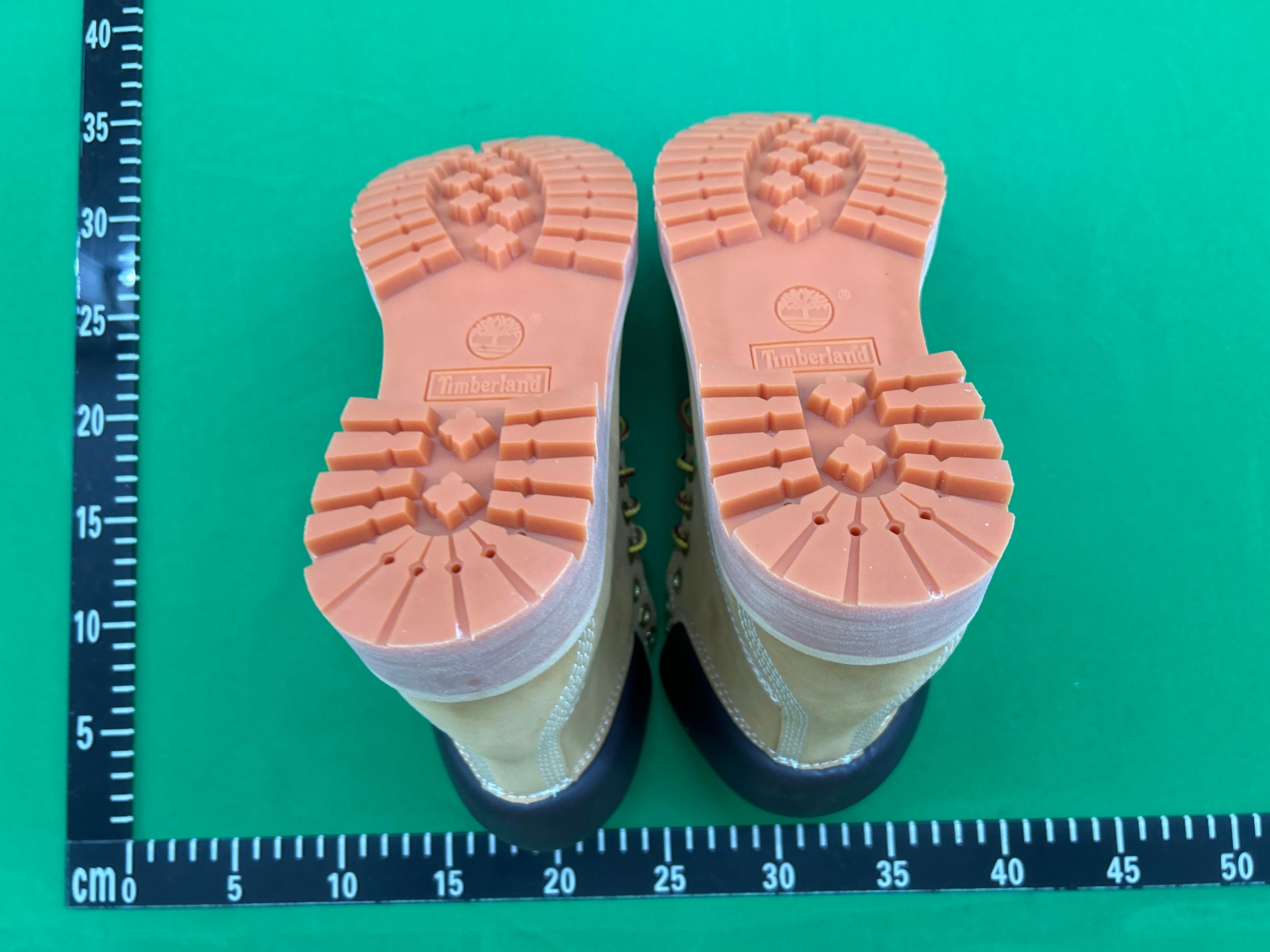 Foto QC 7 de Louis Vuitton Timberland 6-Inch Boot Monogram Nubuck Wheat