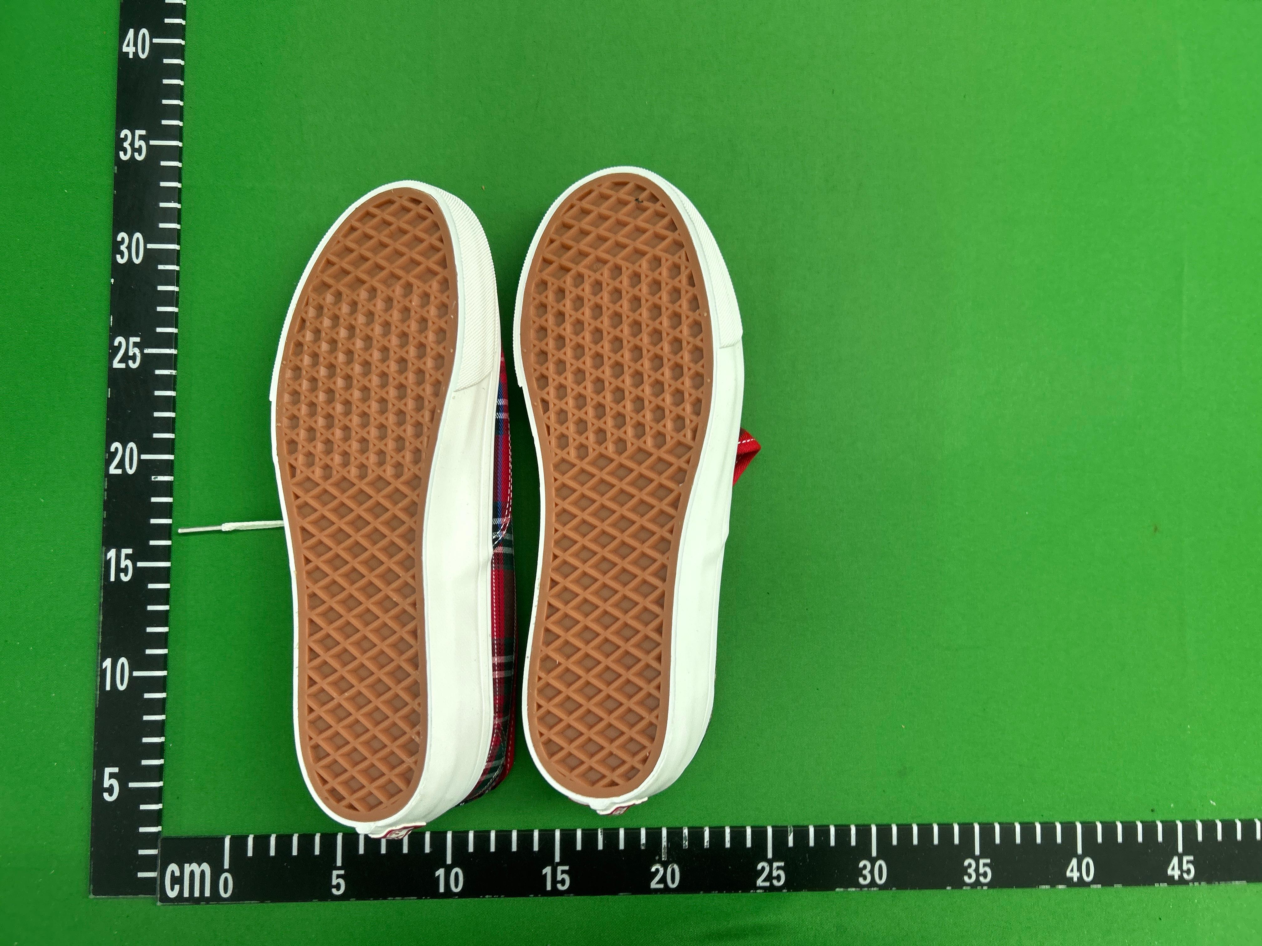 Foto QC 8 de Vans Slip-On Low True White 2406YLYTIS