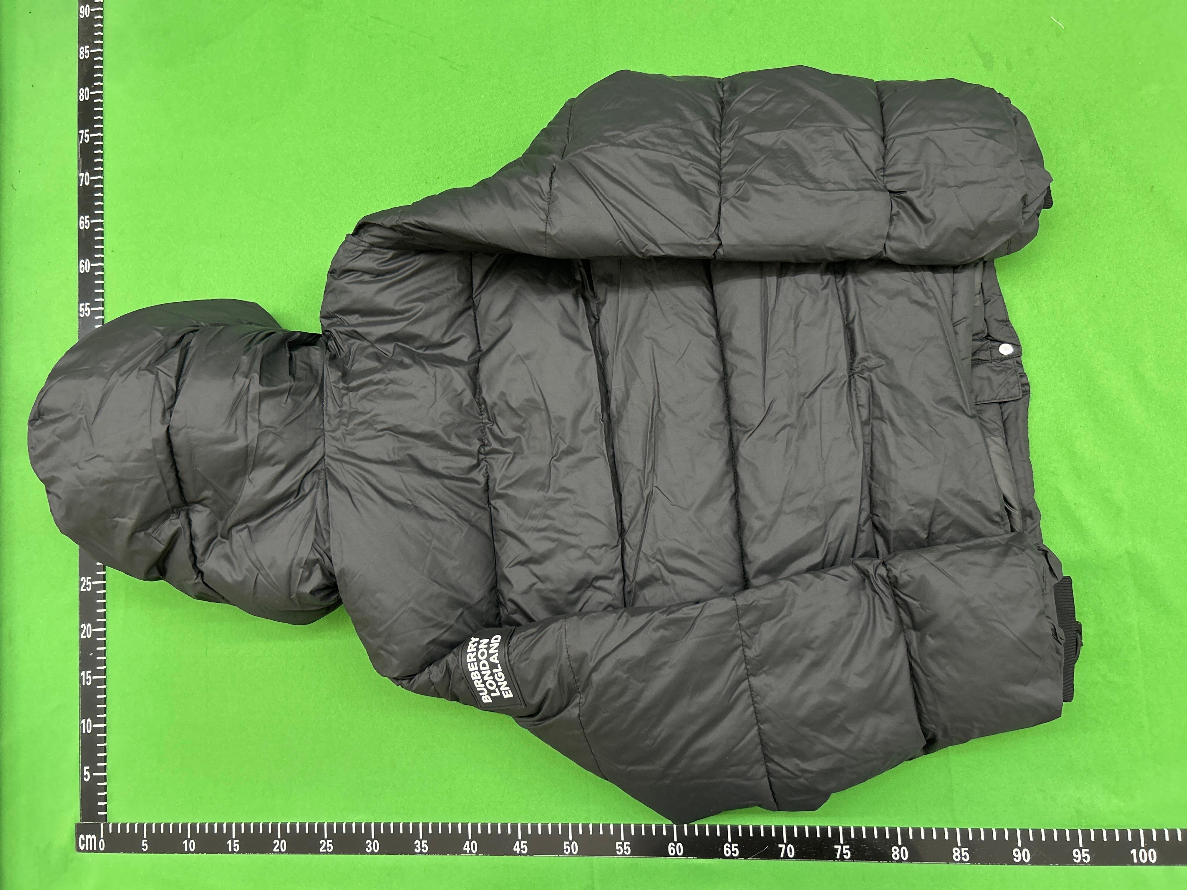 Foto QC 8 de Moncler Maya Puffer Jacket Down Black