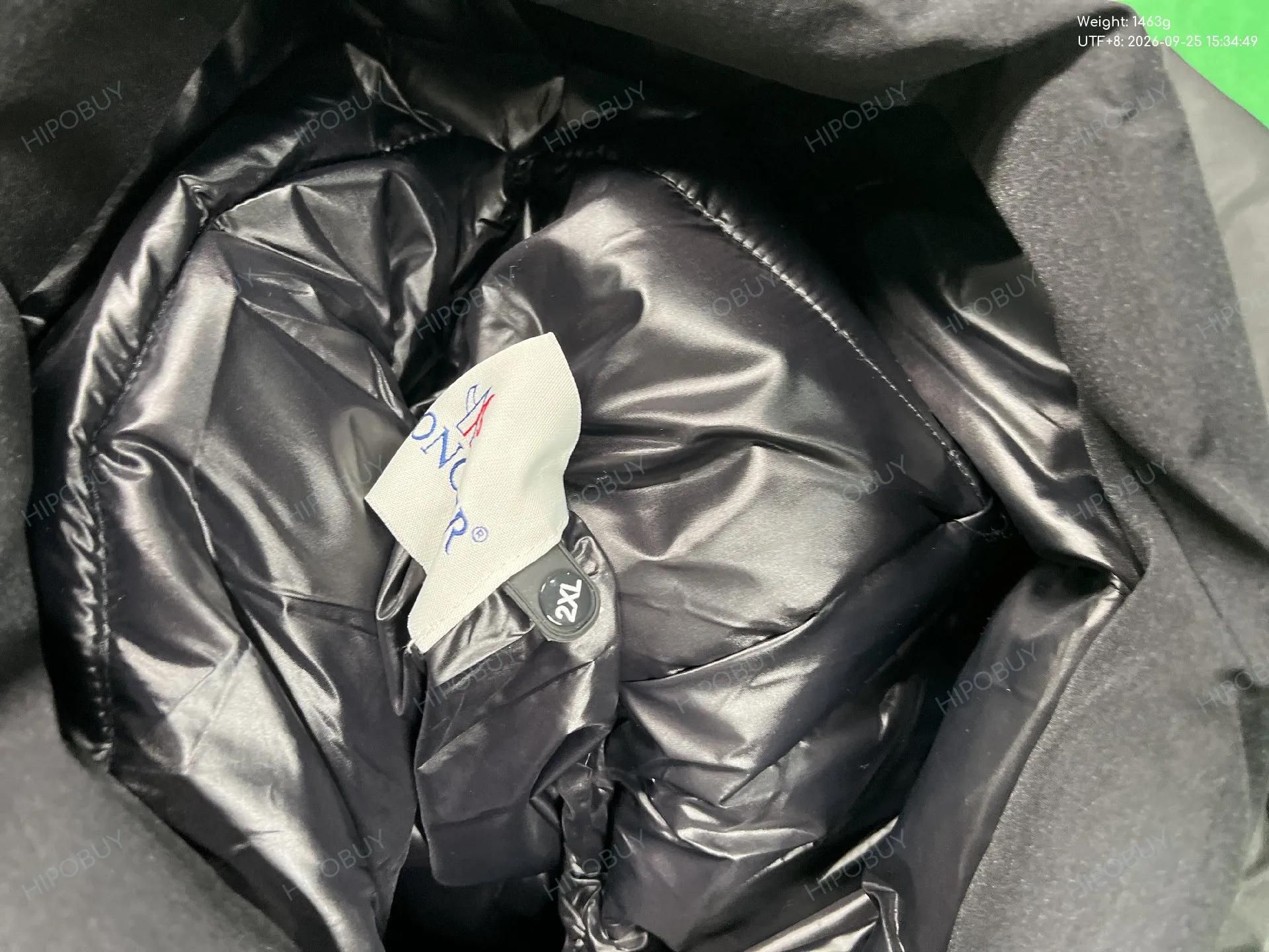 Foto QC 5 de Prada Linea Rossa Puffer Jacket Hooded Primaloft Black