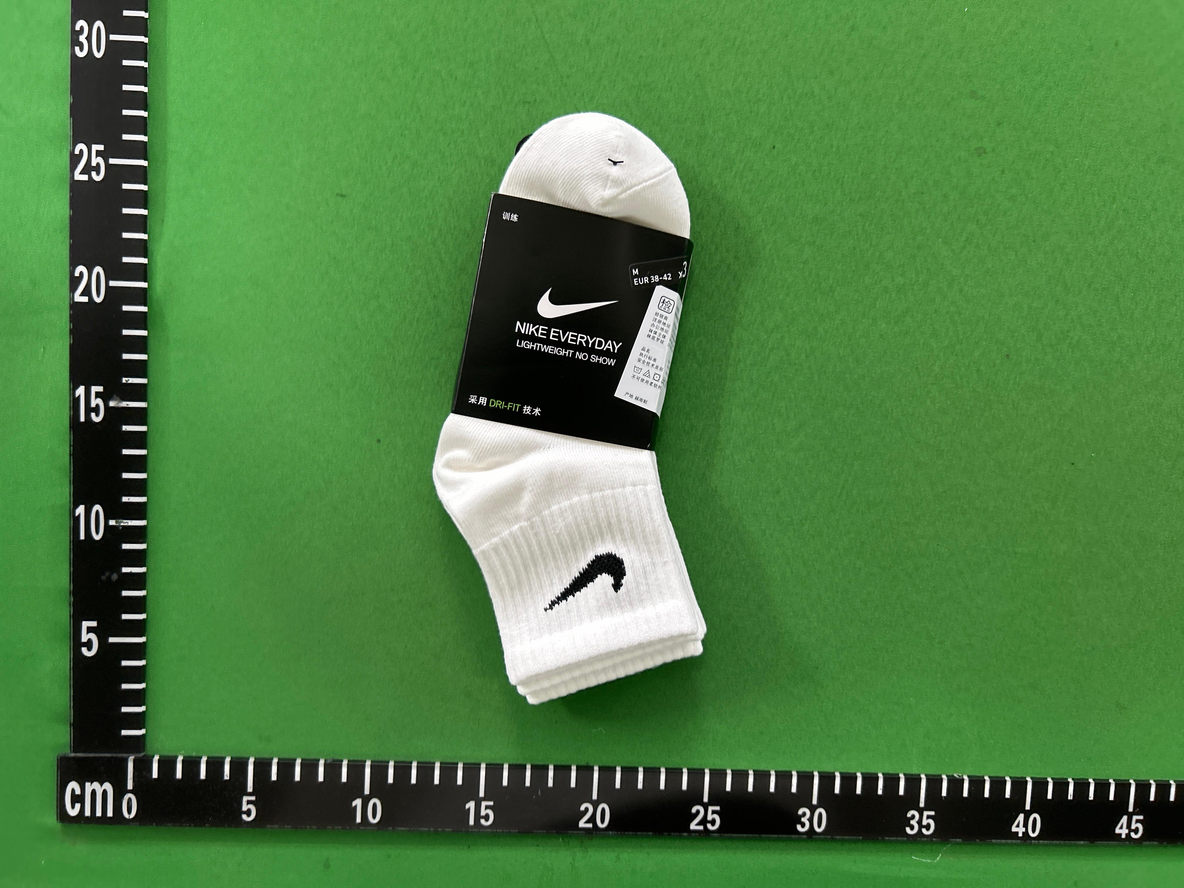 Foto QC 8 de Nike Everyday Crew Socks Lightweight White