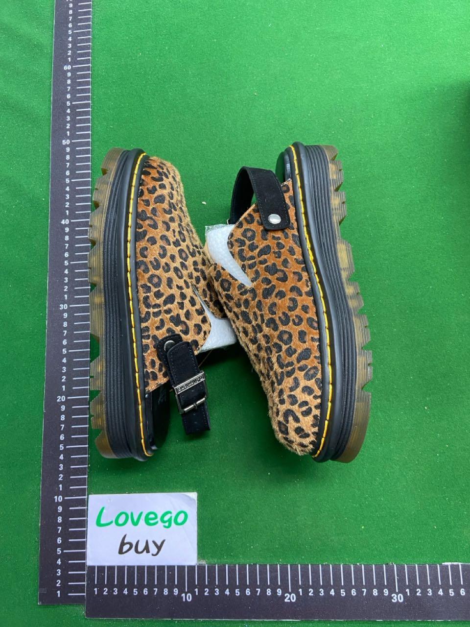 Foto QC 1 de Dr. Martens Jorge Suede Mule