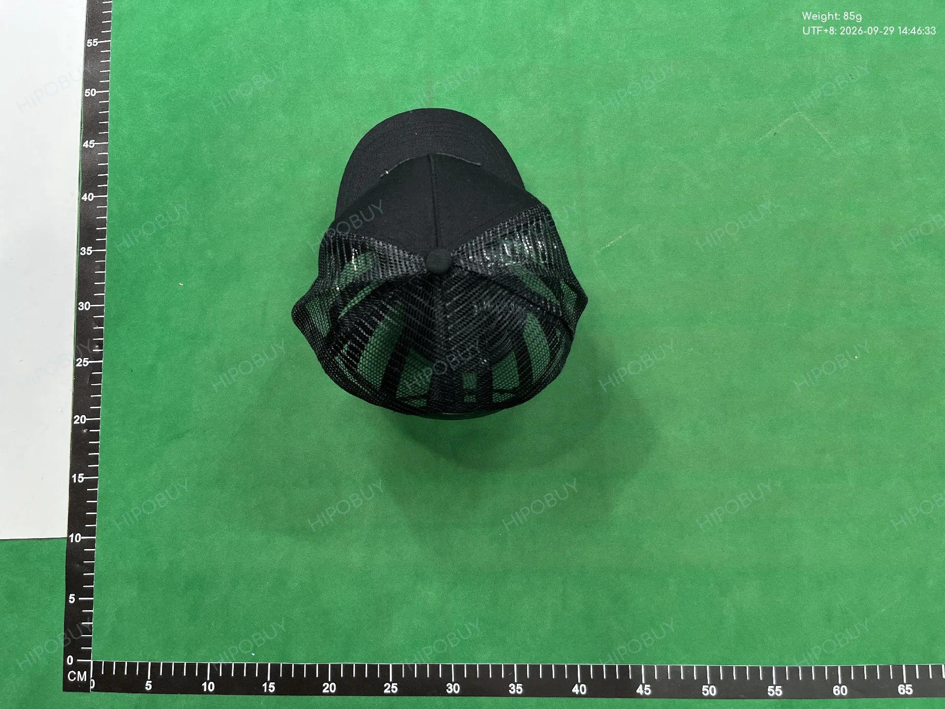 Foto QC 2 de Goorin Bros. The Panther Trucker Cap Black