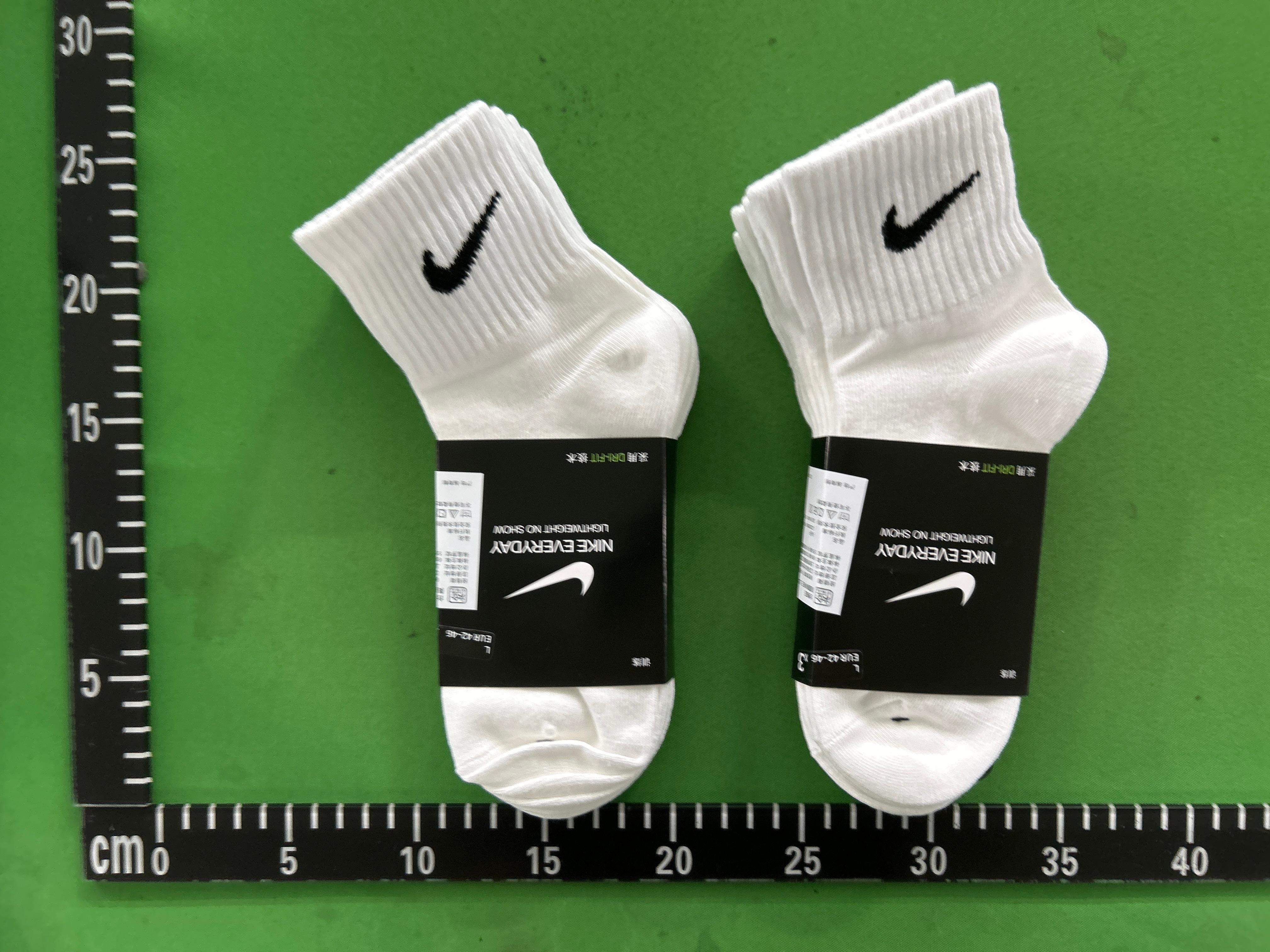 Foto QC 2 de Nike Everyday Crew Socks Lightweight White