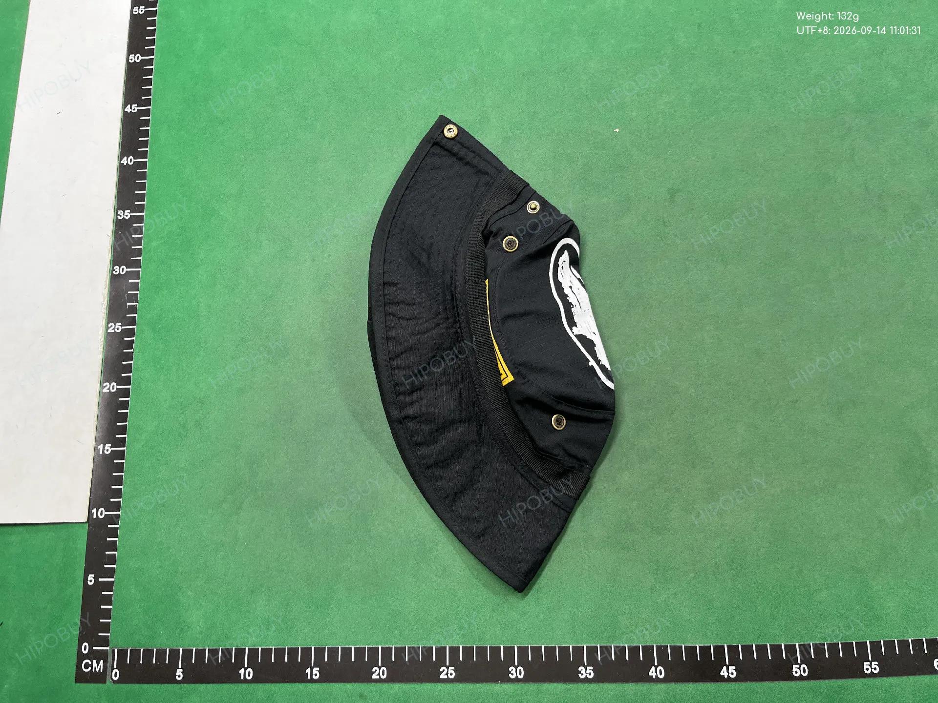 Foto QC 3 de Guerillaz Bucket Hat Tan