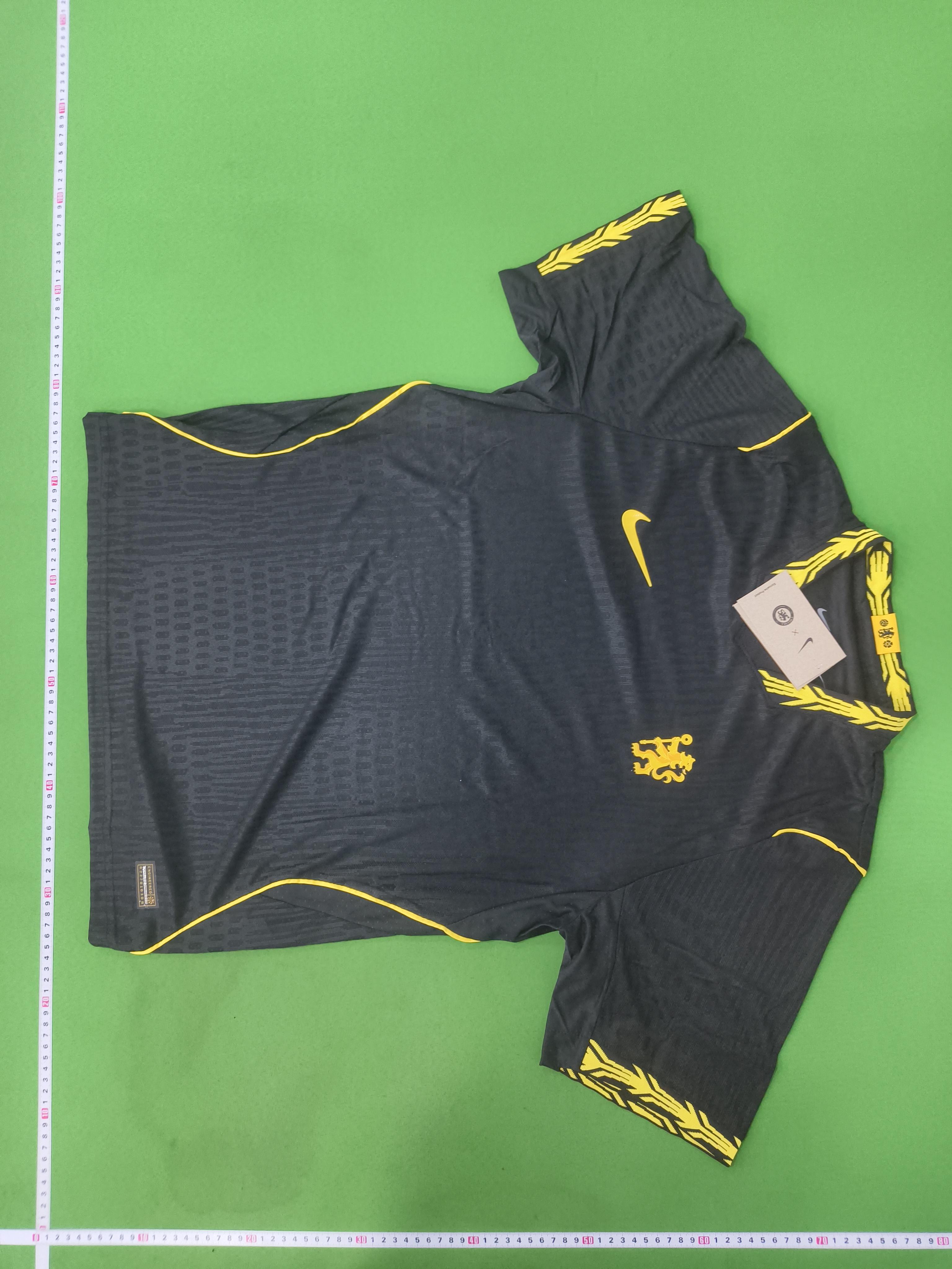 Foto QC 8 de Adidas Real Madrid Football Set 2-Piece White