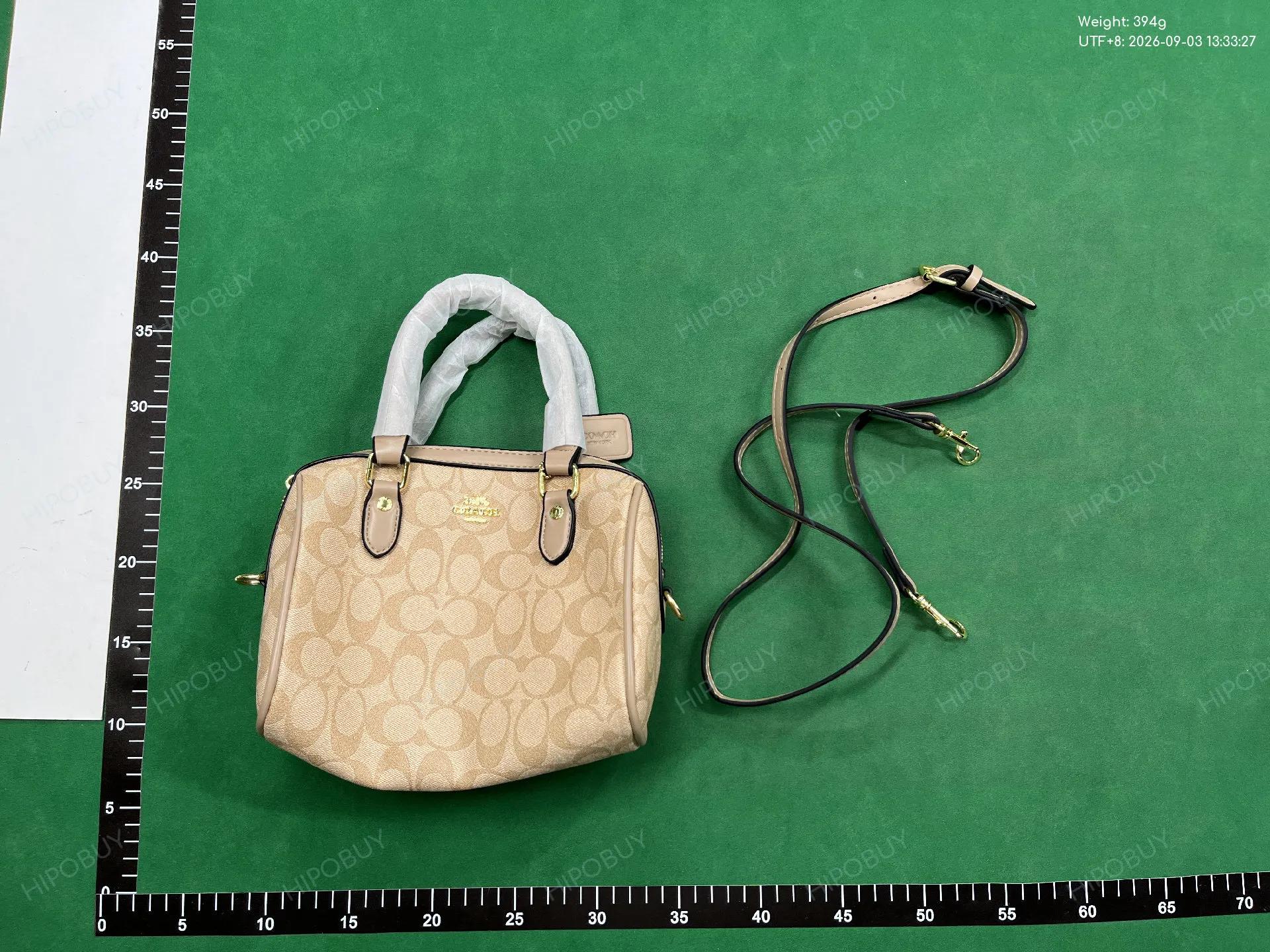 Foto QC 5 de Coach Rowan Satchel Mini Signature Canvas Brown