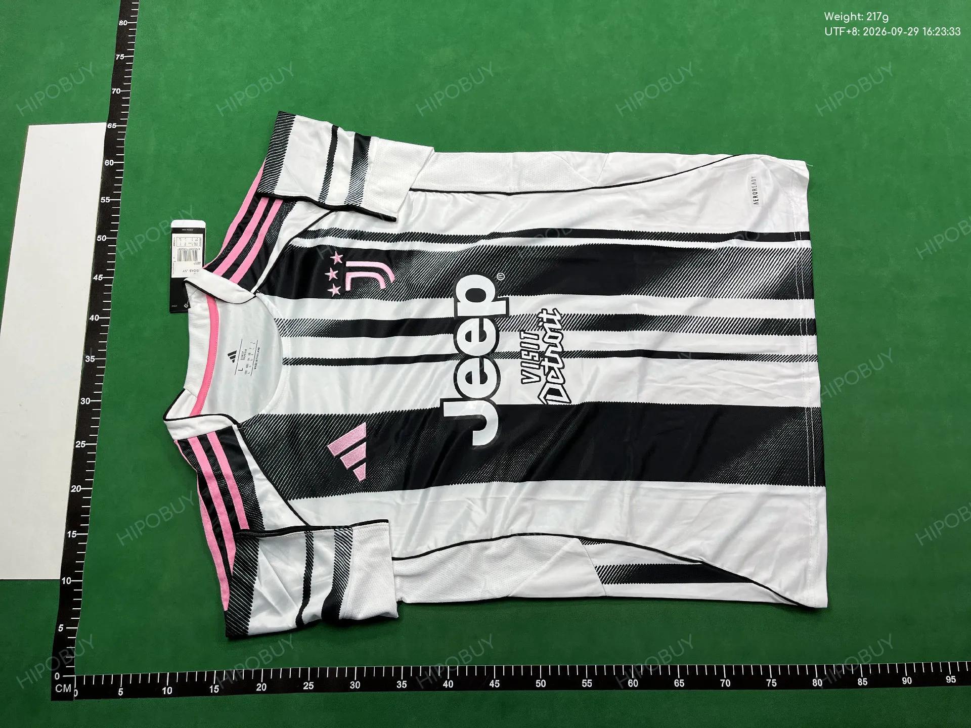 Foto QC 2 de Real Betis x Málaga CF x Spain x ACF Fiorentina 2024/25 Joaquín Tribute Mashup Fan Version Jersey Multicolor