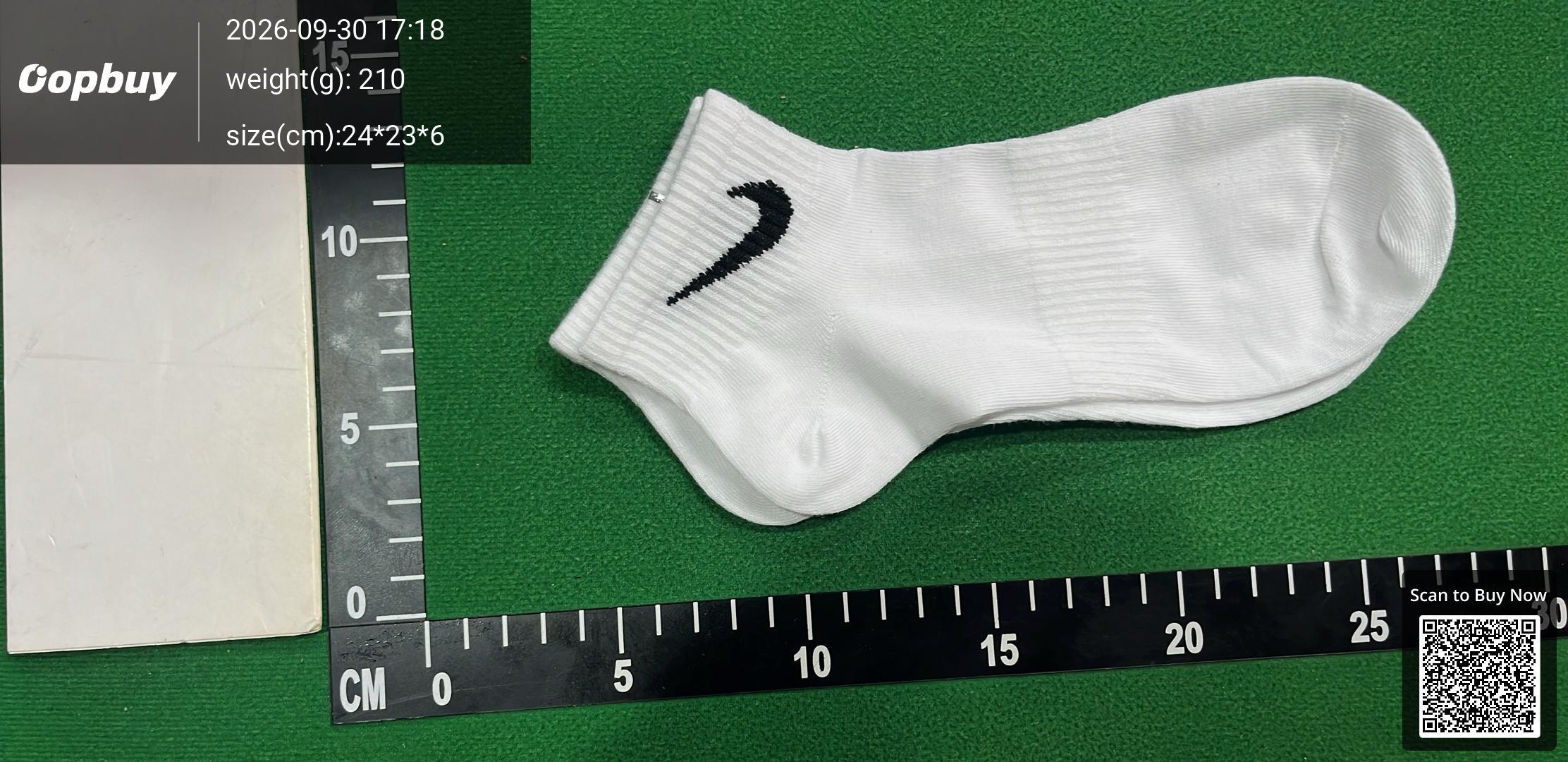 Foto QC 7 de Nike Crew Socks Cushioned White Black