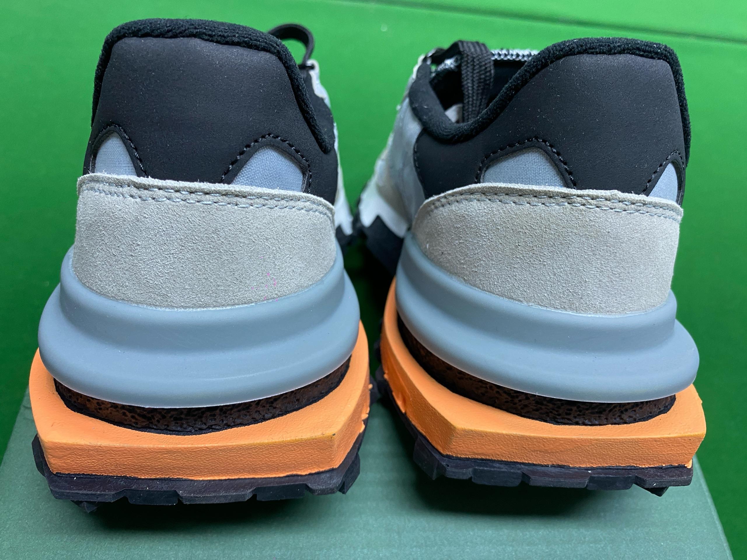 Foto QC 8 de Lacoste Elite Active Low Off White Dark Green Pink 49SFA0002-1Y5