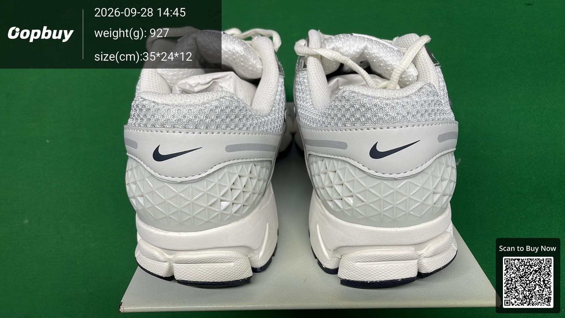 Foto QC 3 de Nike Zoom Vomero 5 Photon Dust Metallic Silver FD0884-025