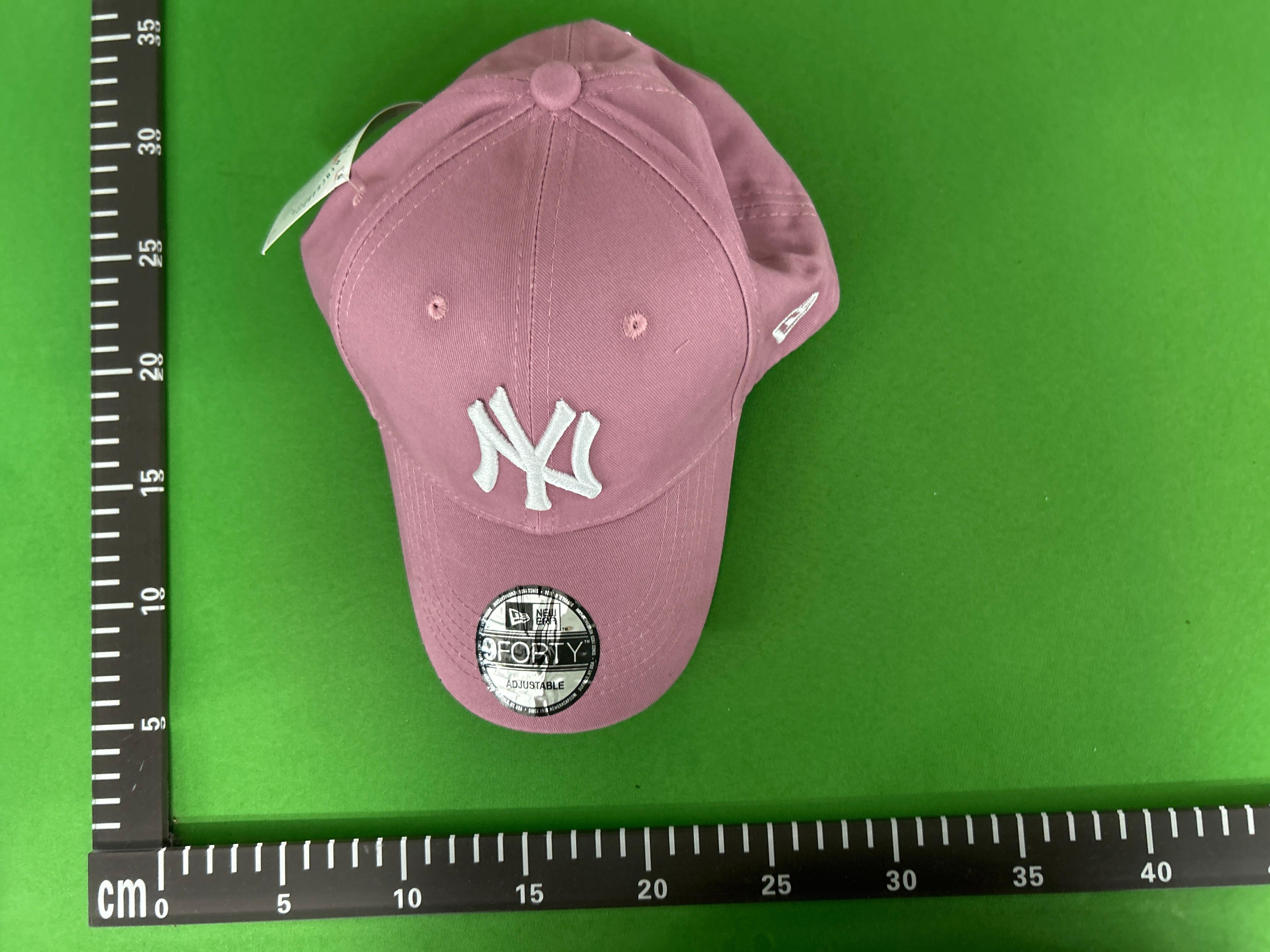 Foto QC 2 de New Era New York Yankees 9FORTY Cap Maroon