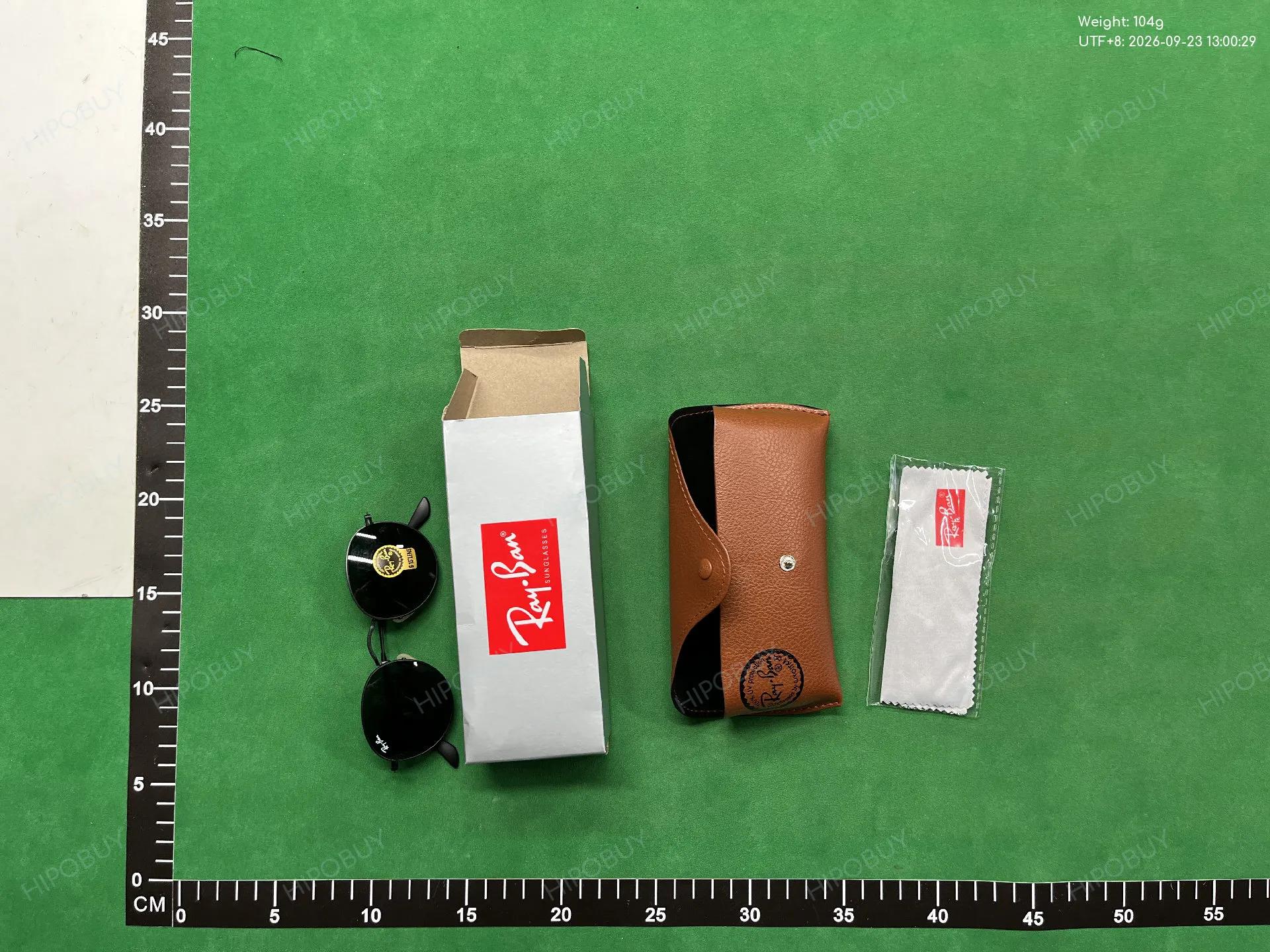 Foto QC 3 de Ray-Ban Wayfarer Acetate Sunglasses Black Red (REPTZ01)