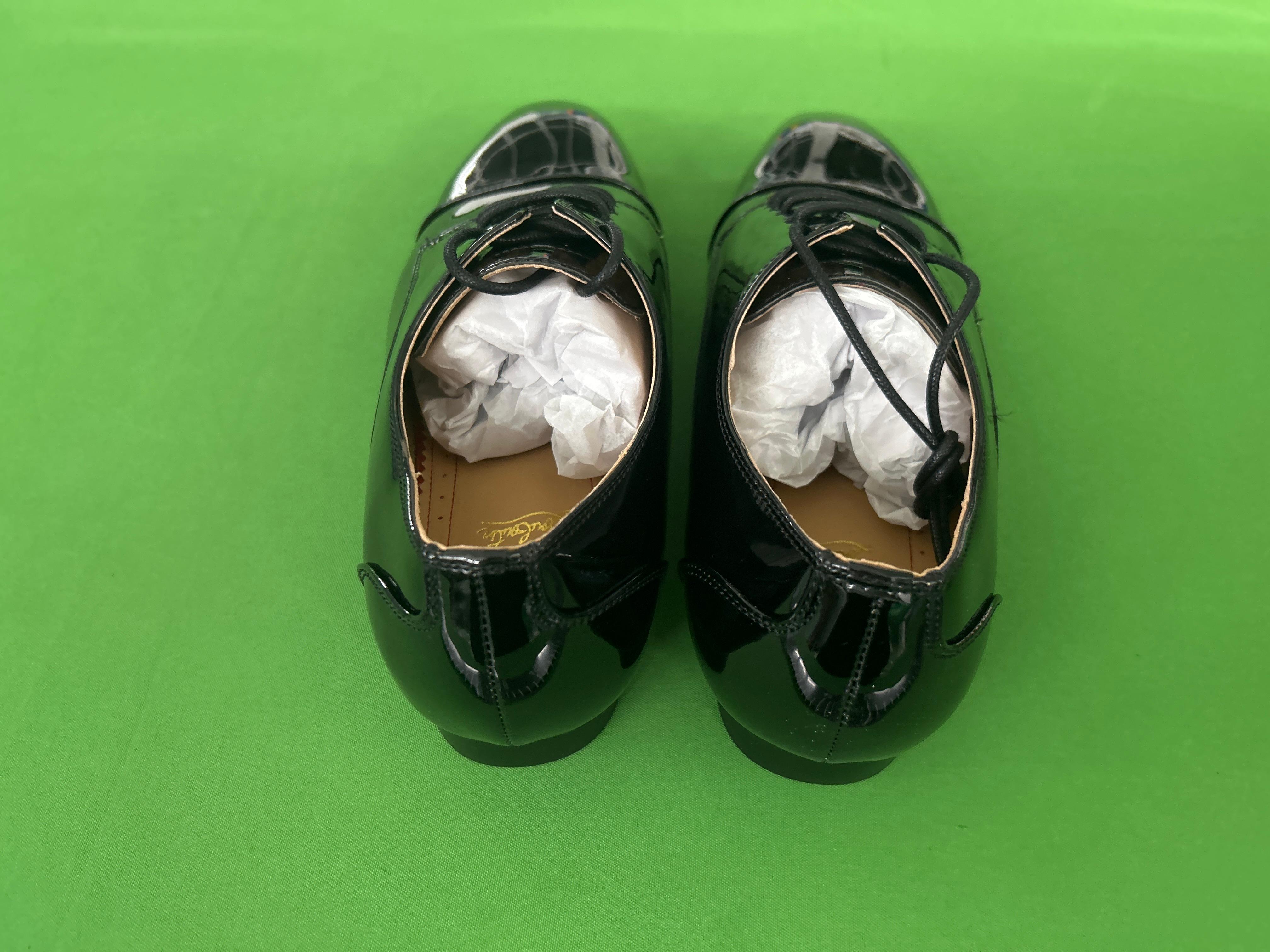 Foto QC 3 de Christian Louboutin Oxford Leather Lace-up Black