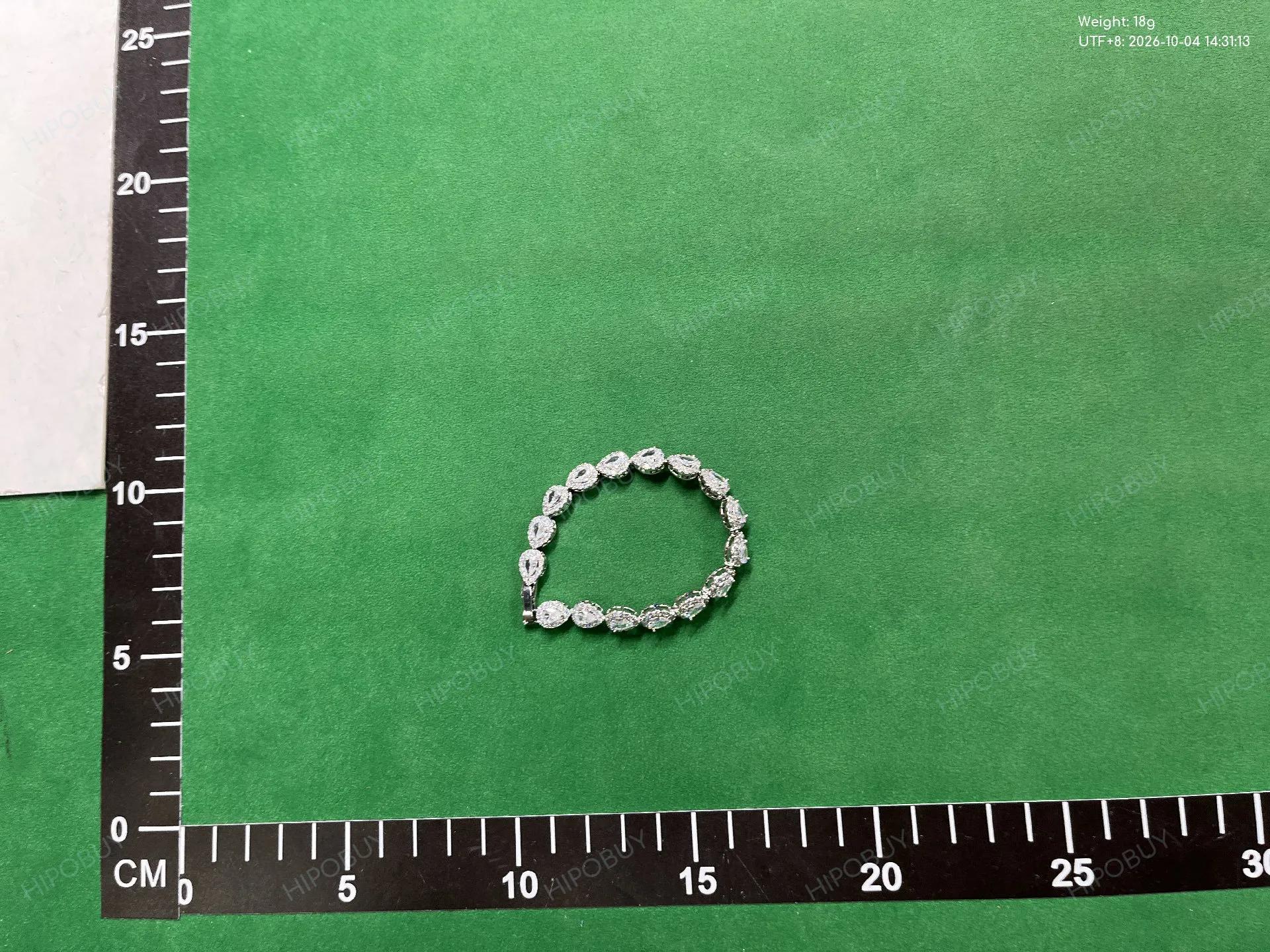 Foto QC 1 de Unbranded Bracelet Metal Crystal Green