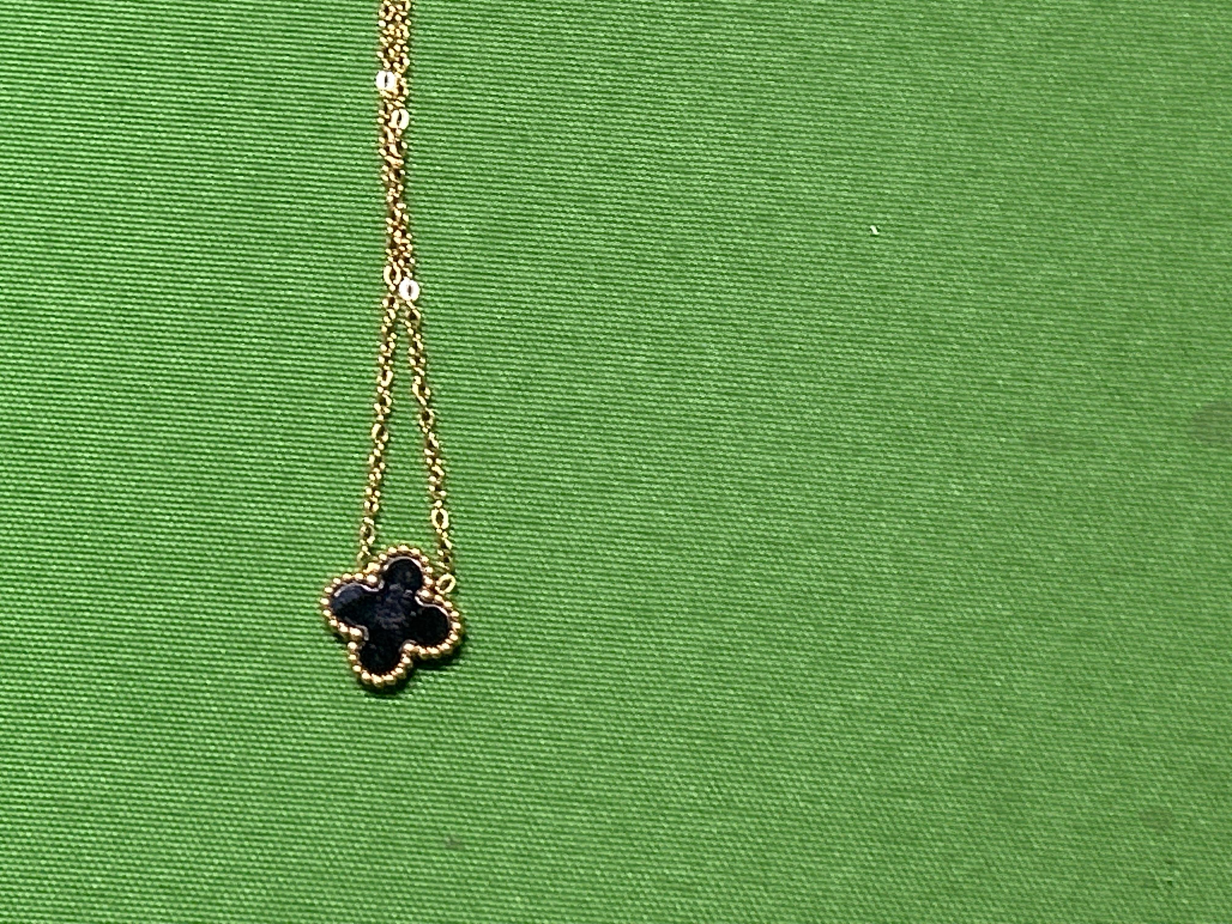 Foto QC 6 de Generic Clover Necklace Metal Mother of Pearl White